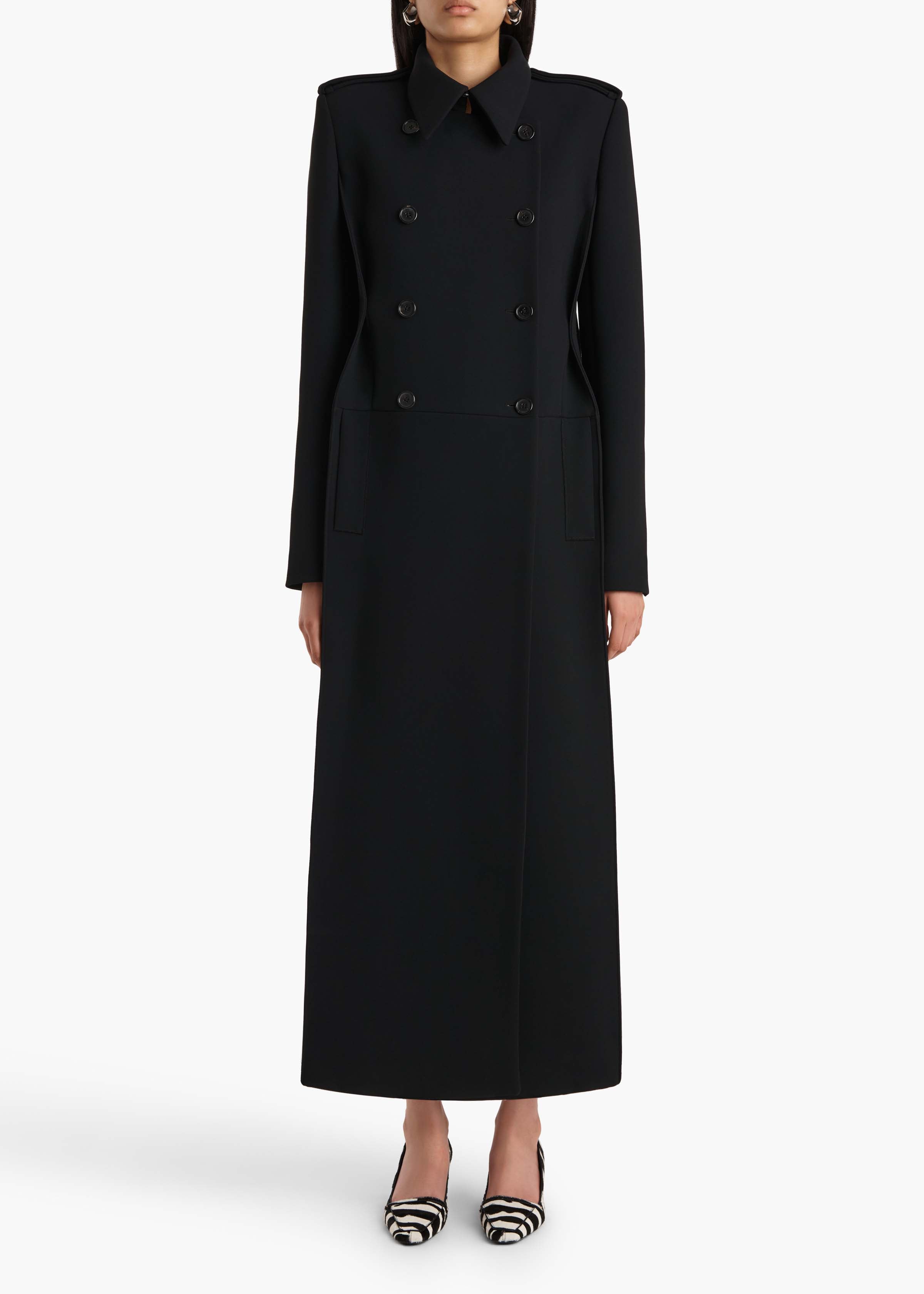 ALTON-COAT_BLACK_71444114-200_A_STYLED.jpg