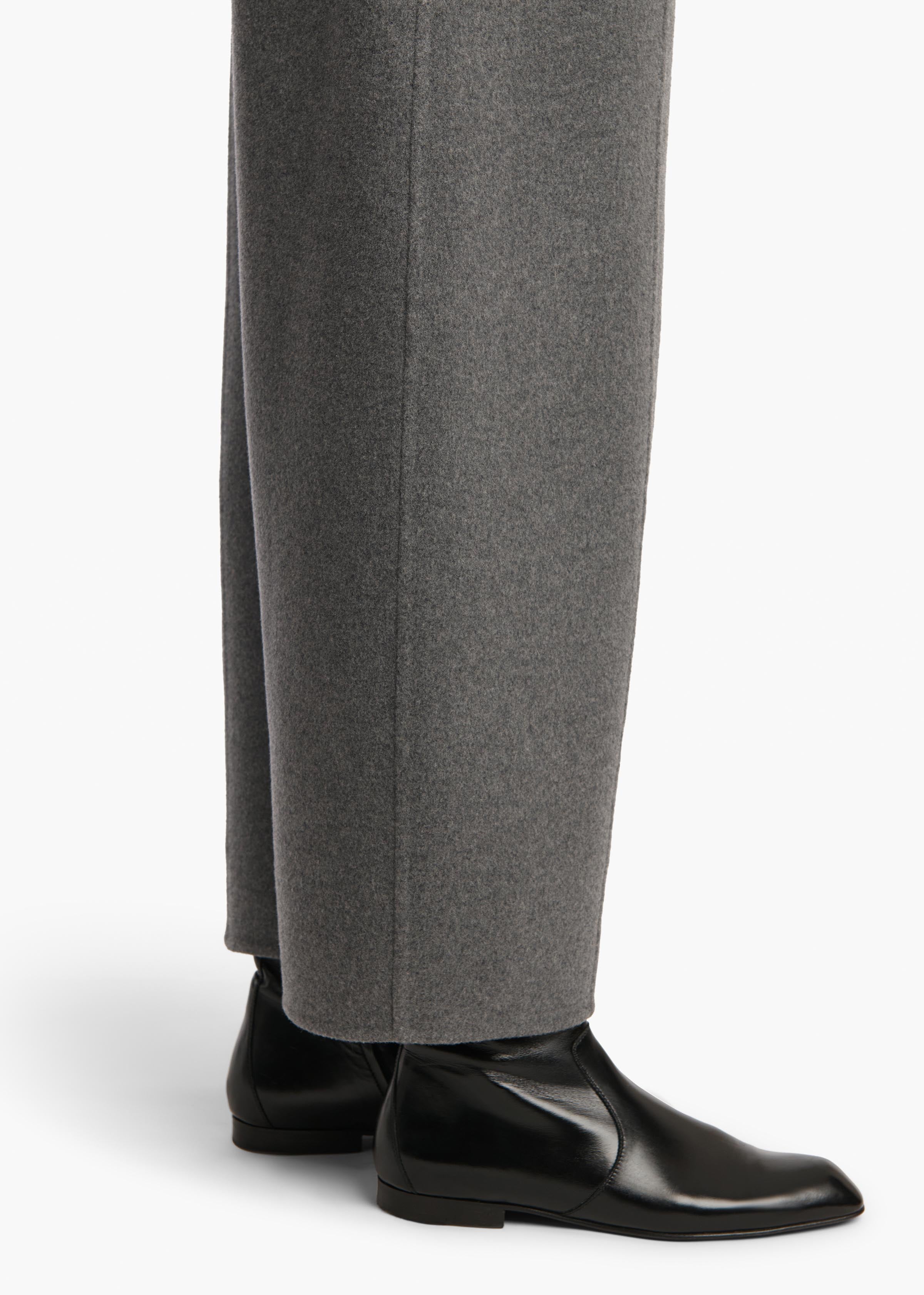Clover Pant in Grey Melange DETAILED VIEW 2