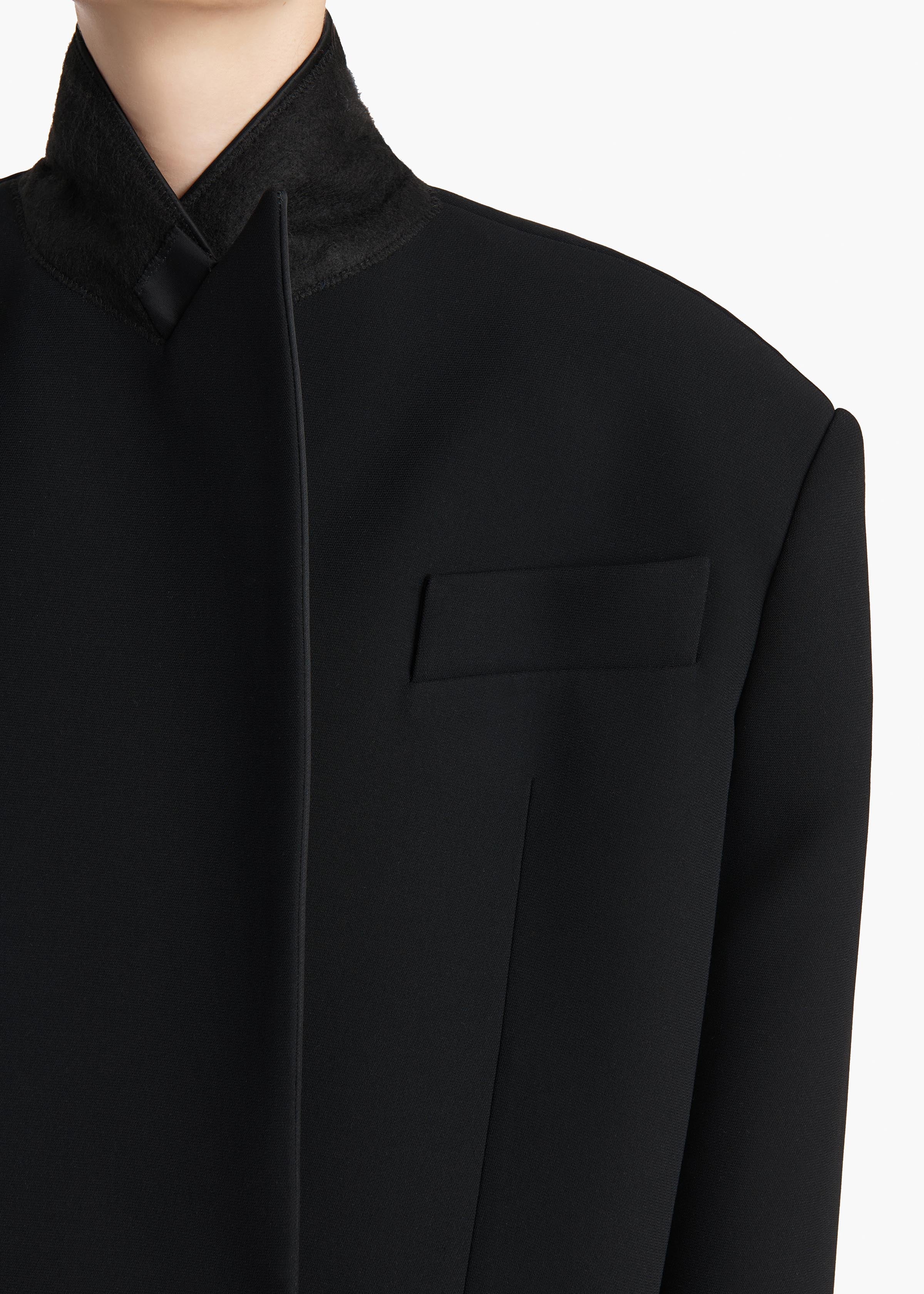 COMAIR-COAT_BLACK-CREPE_62084114-200_E.jpg