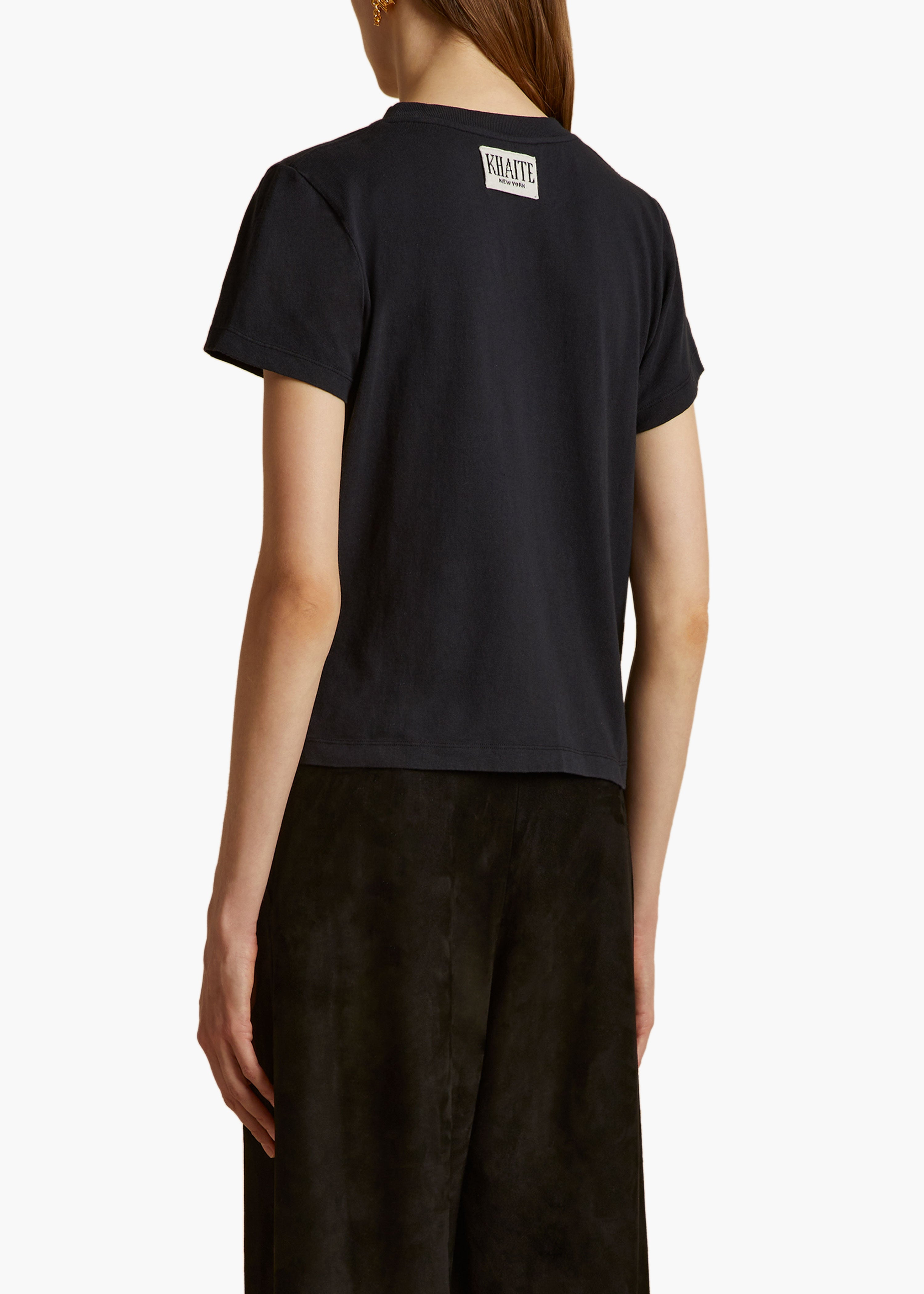 KHAITE - Emmylou T-Shirt in Washed Black