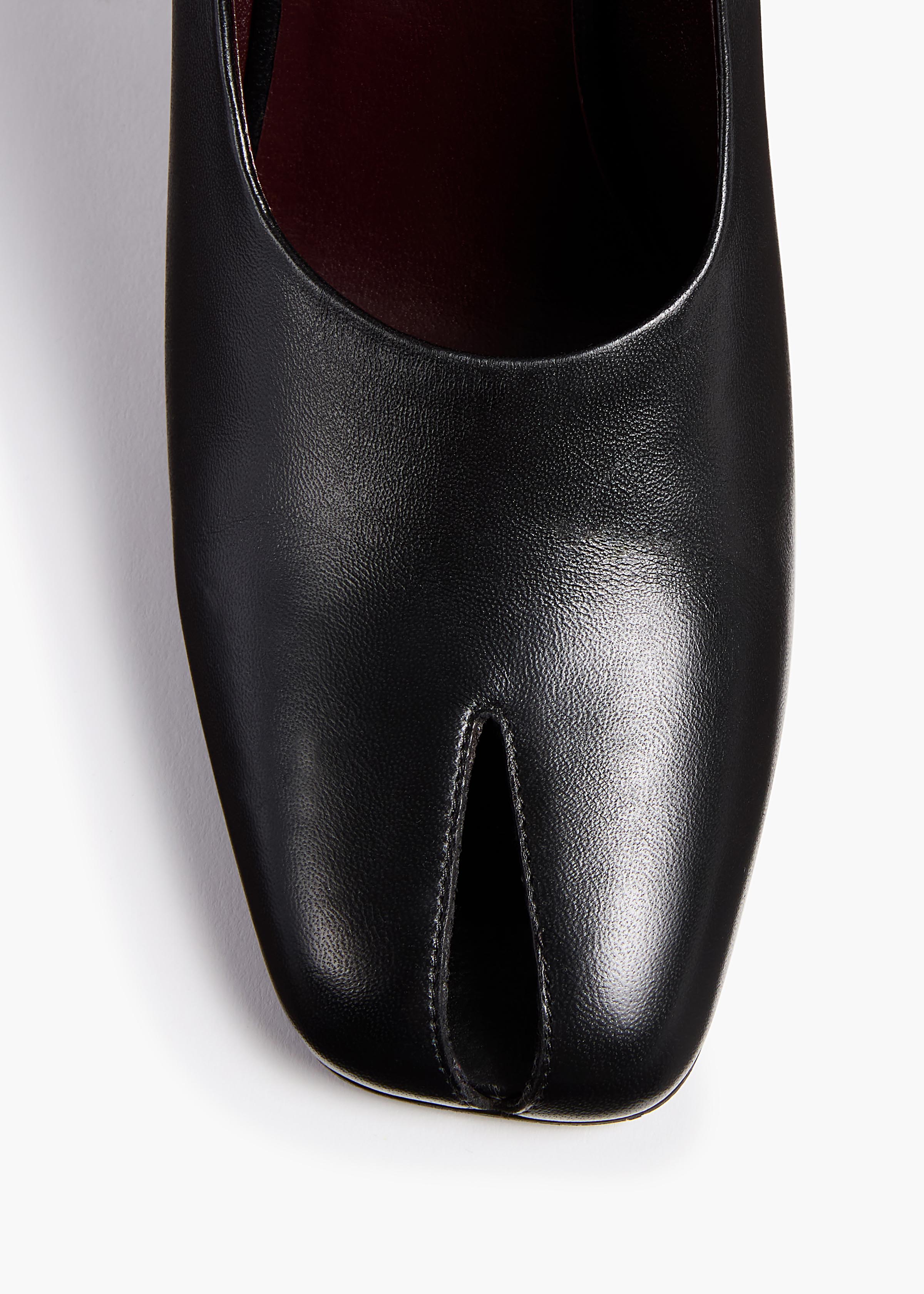 Eva Peep Toe Pump in Black Leather OVERHEAD VIEW