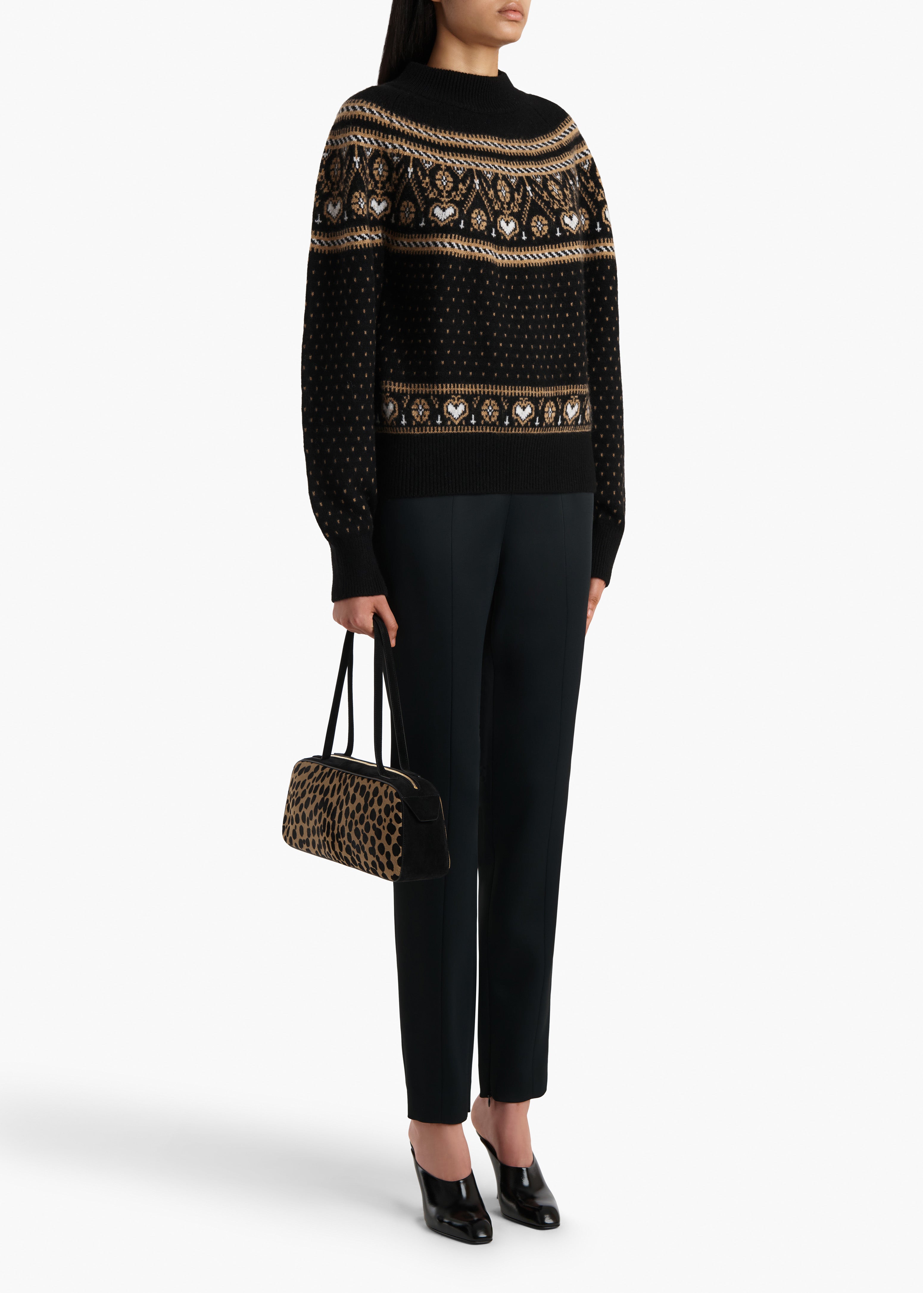 GUY-SWEATER_BLACK-CAMEL-MULTI_18084615-633_A_STYLED.jpg