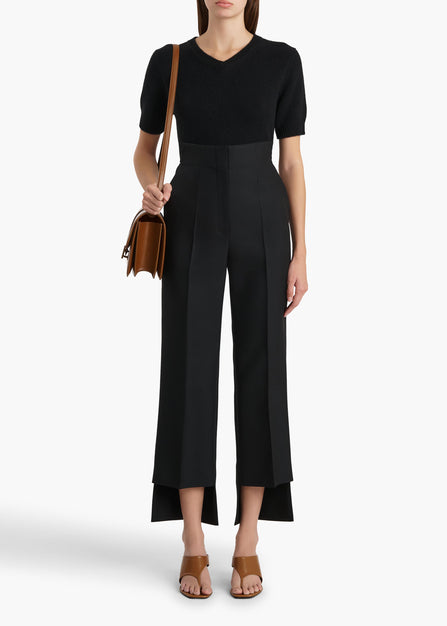 JAS SWEATER BLACK 18213650 200 A STYLED