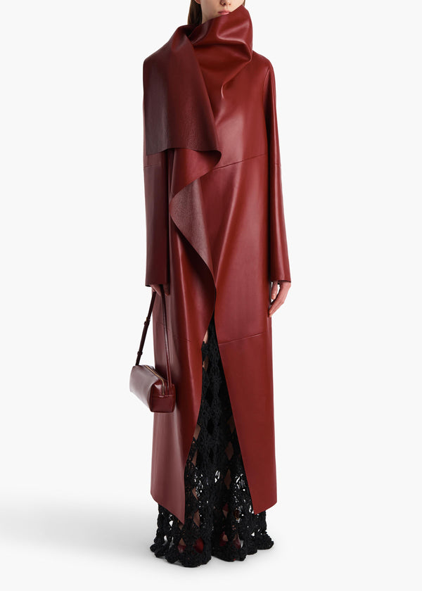 LEVITT-COAT_GARNET_7138960-527_STYLED