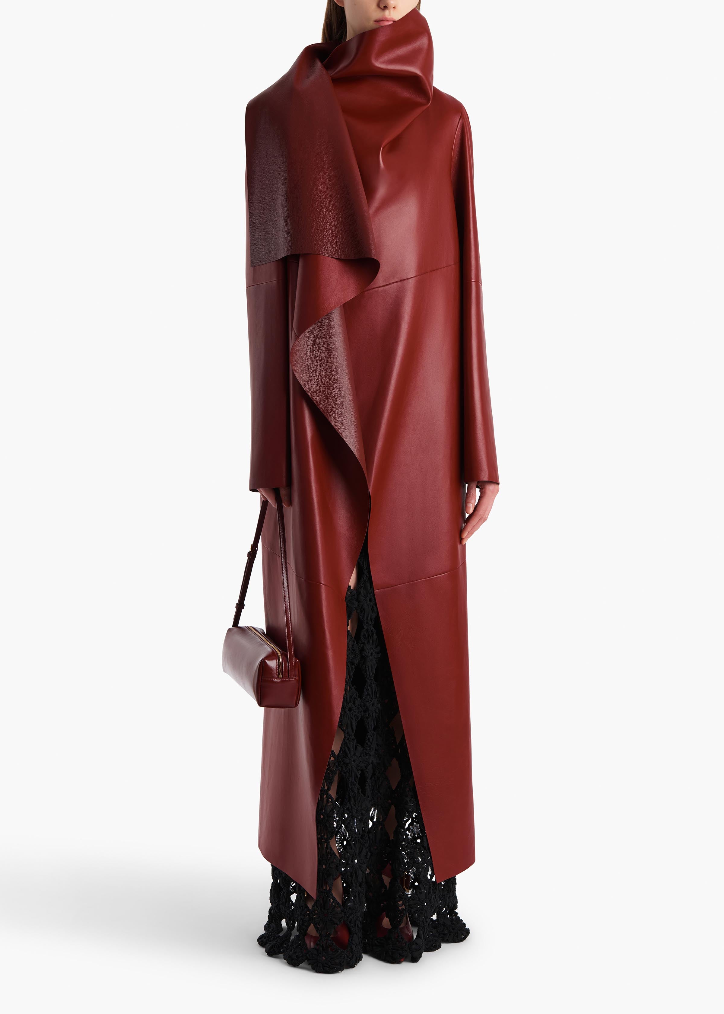 LEVITT-COAT_GARNET_7138960-527_STYLED