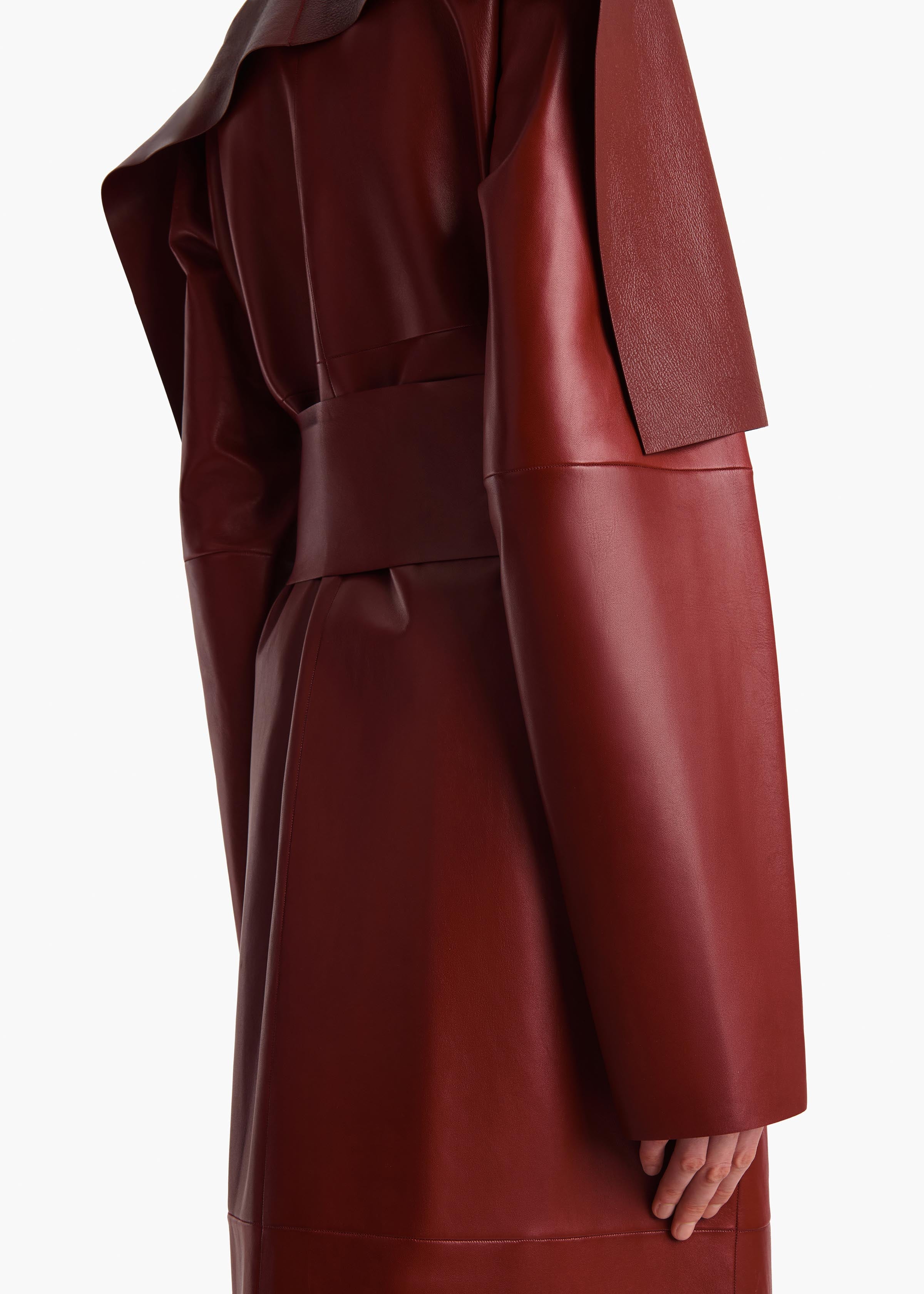 LEVITT-COAT_GARNET_7138960-527_E.jpg