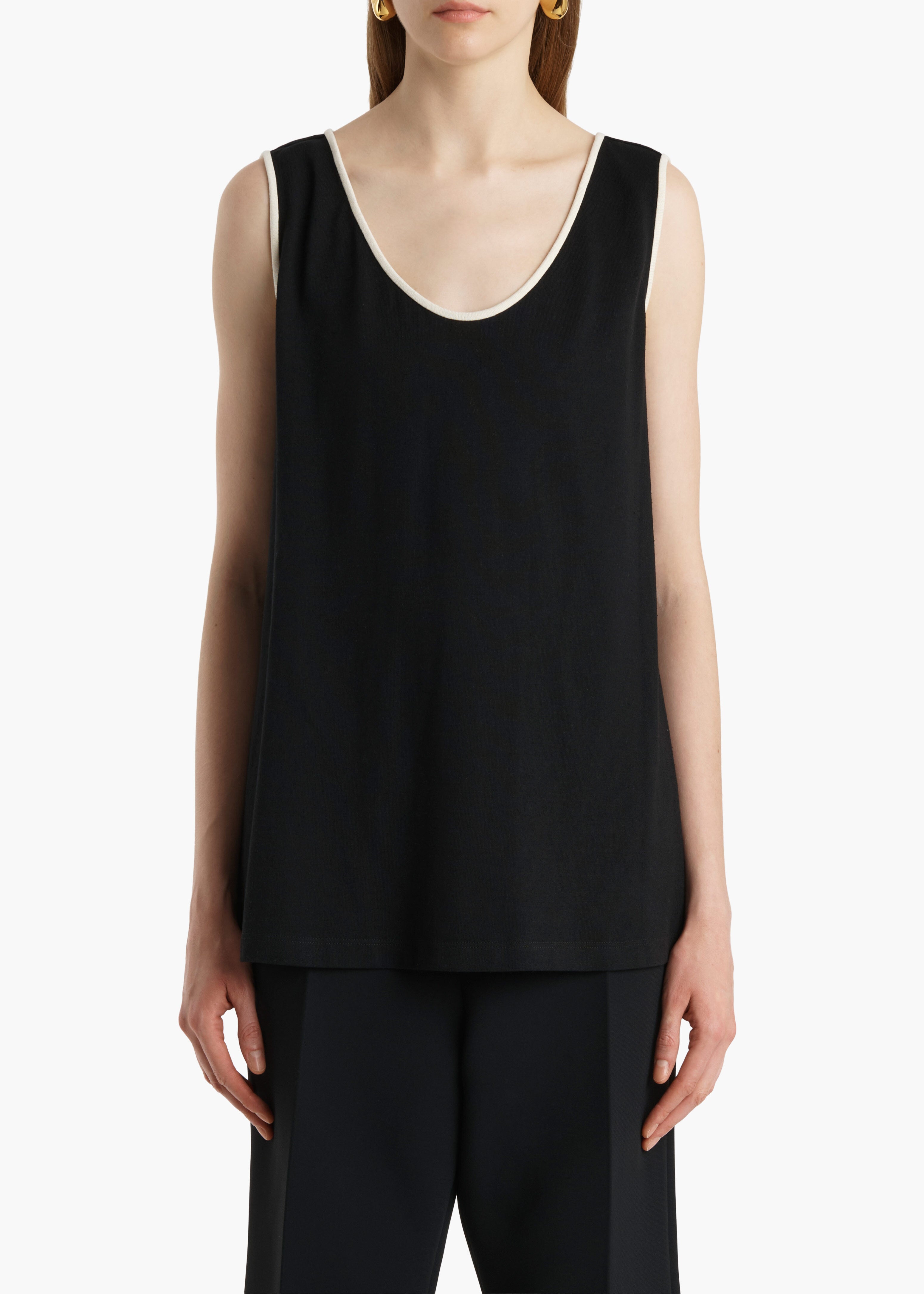 KHAITE - Longo Top in Cream and Black