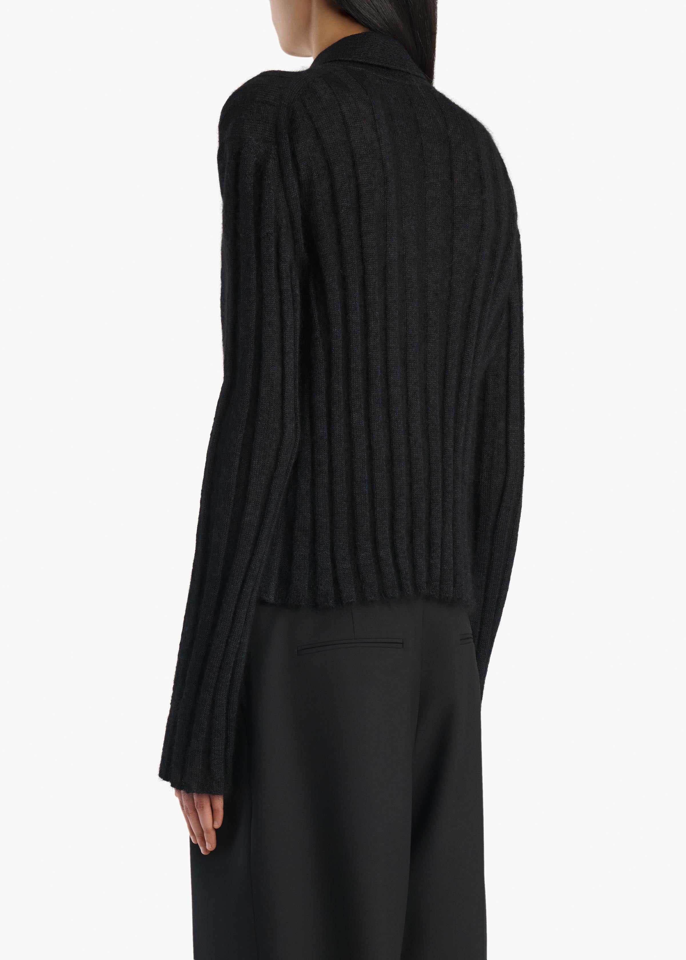 MEADOW SWEATER BLACK 18298539 200 C