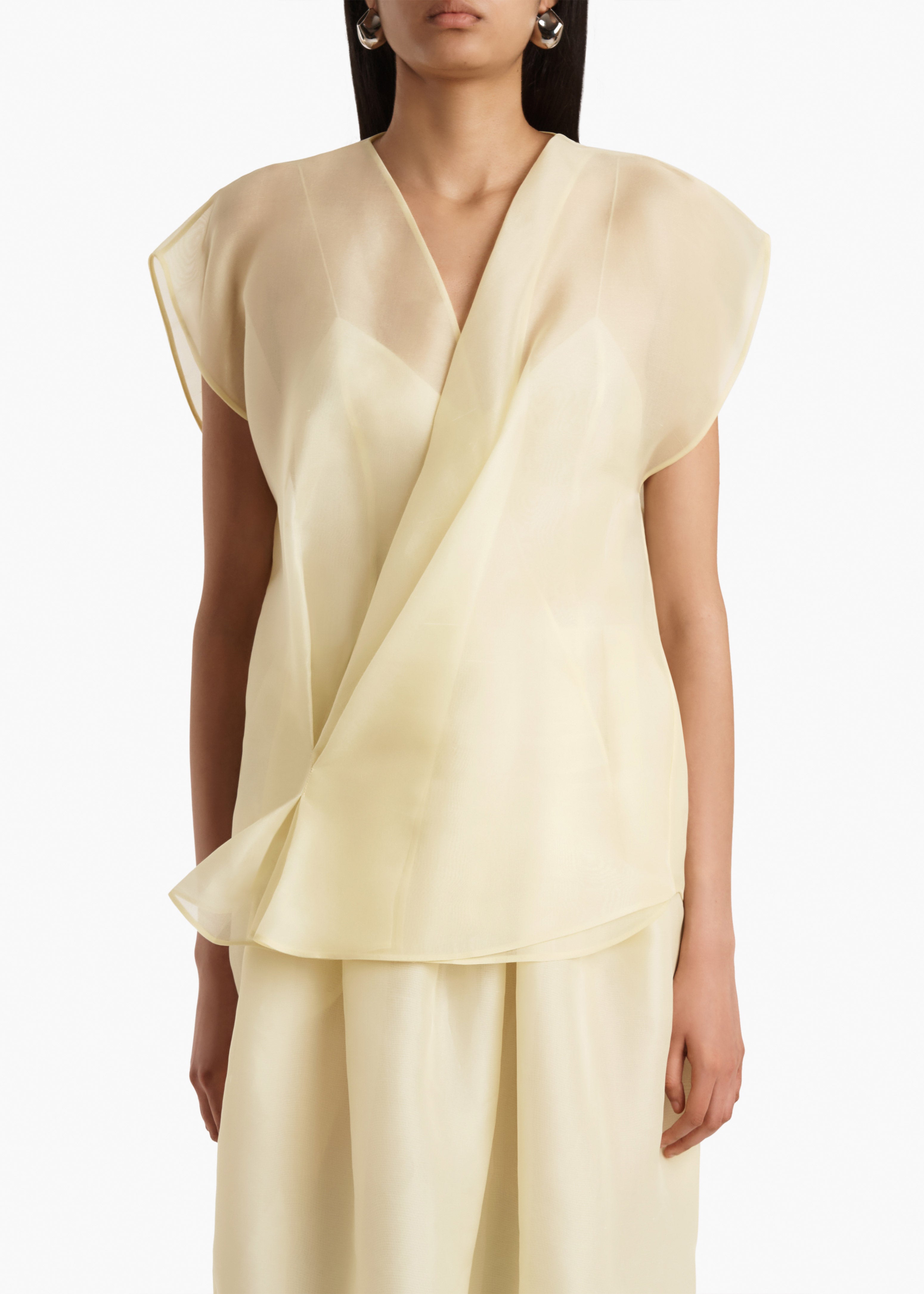 MER-TOP_PALE-YELLOW_2442382-615_B