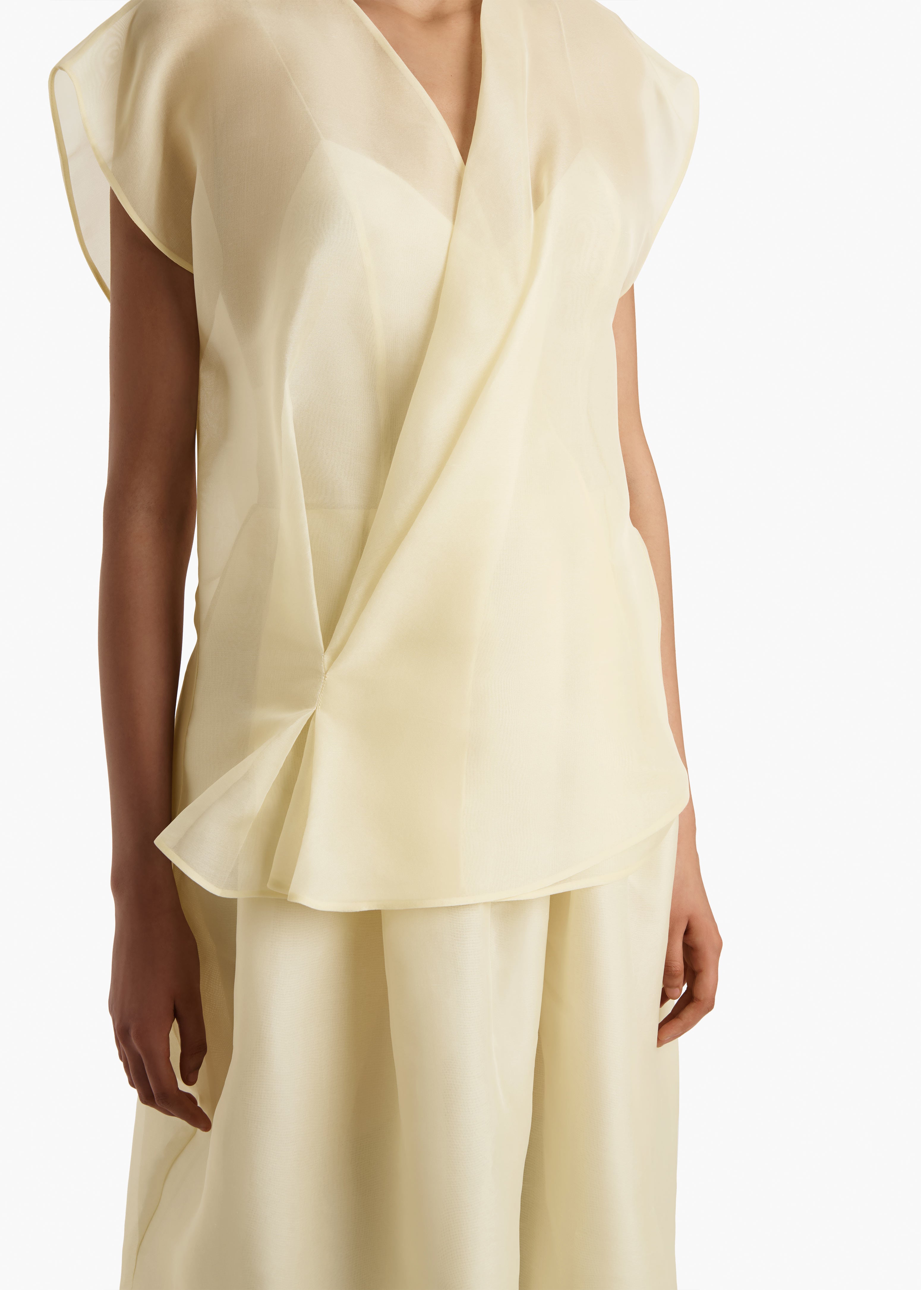 MER-TOP_PALE-YELLOW_2442382-615_E