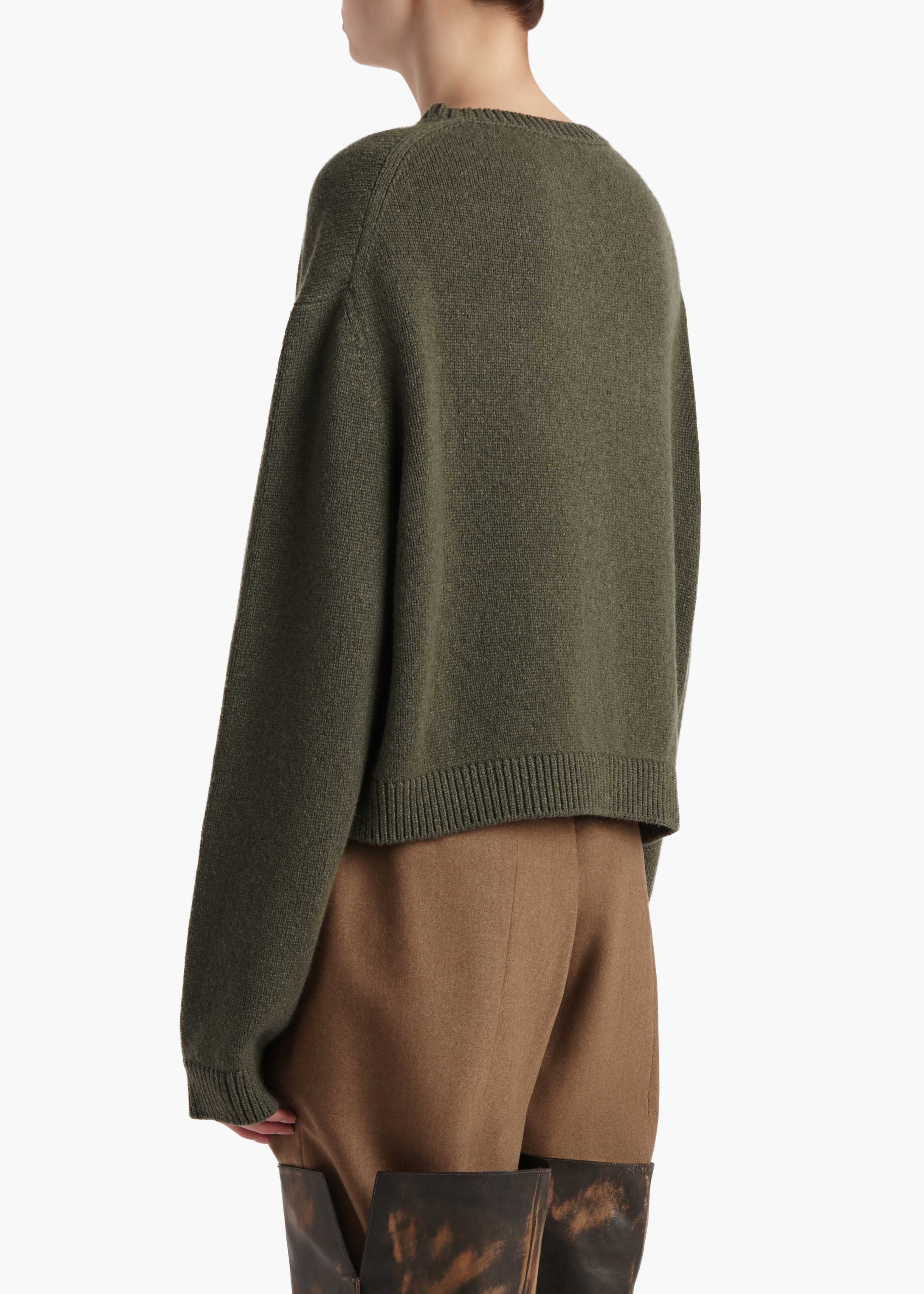 MILO-SWEATER_PINE_18057650-412_C