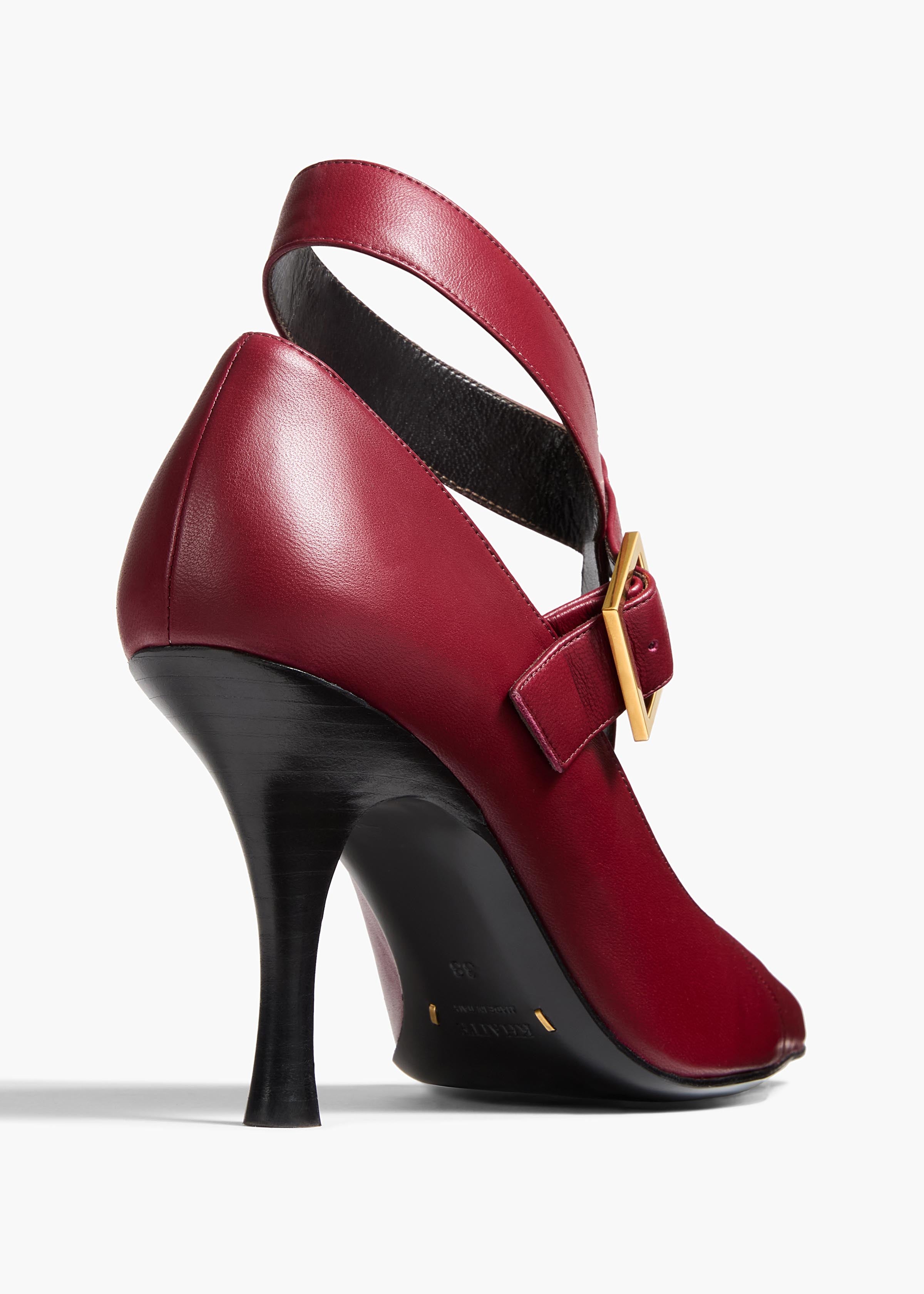 SLOAN-PUMP-85_OXBLOOD_F2042-942-524_D.jpg