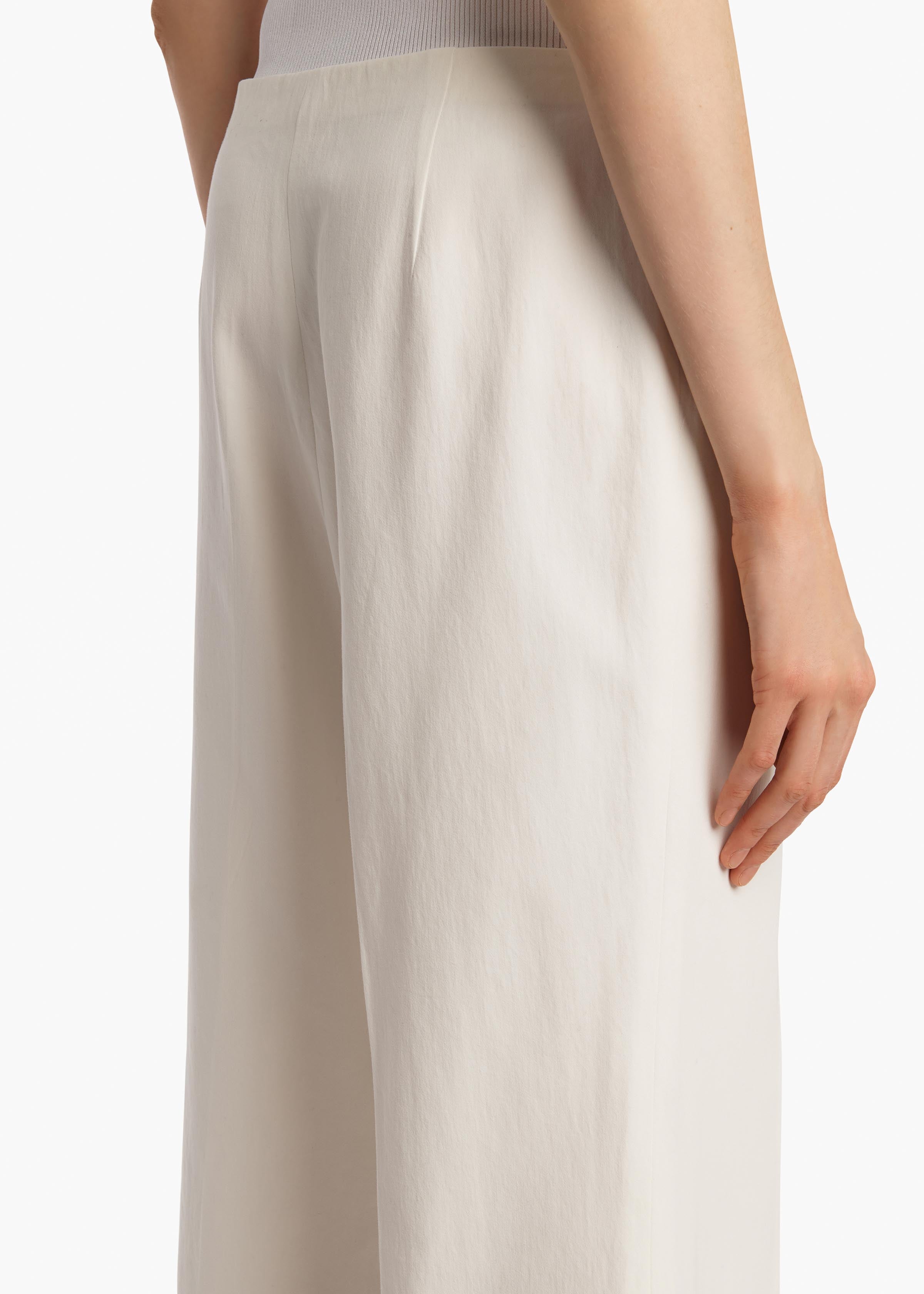 Walter Pant in Chalk Cotton DETAILED VIEW 2