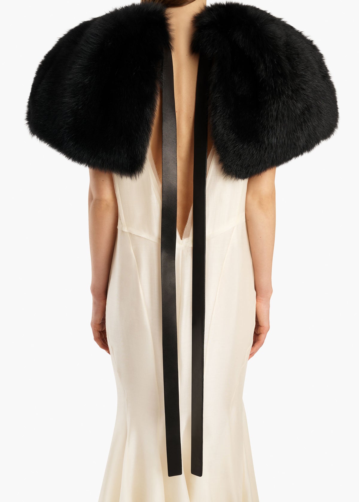 ZIZI CAPE BLACK 62701082 200 E