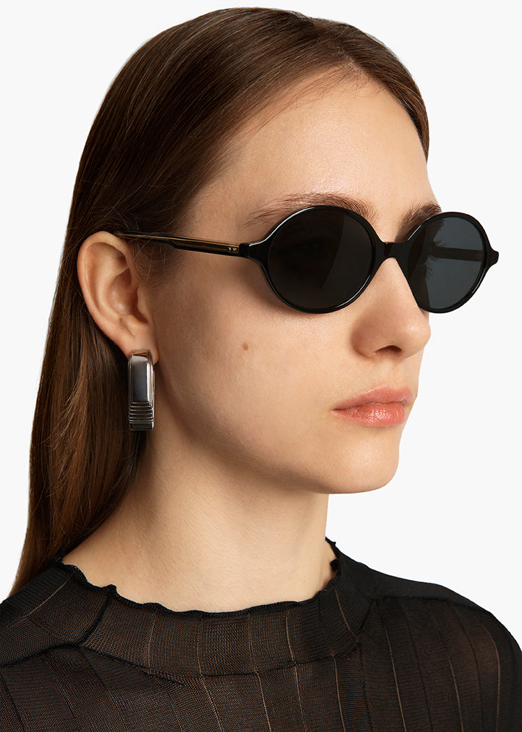 KHAITE x Oliver Peoples 2000C in Black and Grey ON MODEL VIEW