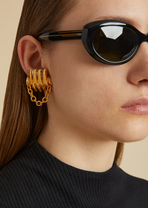 The Julius Chain Earrings in Gold