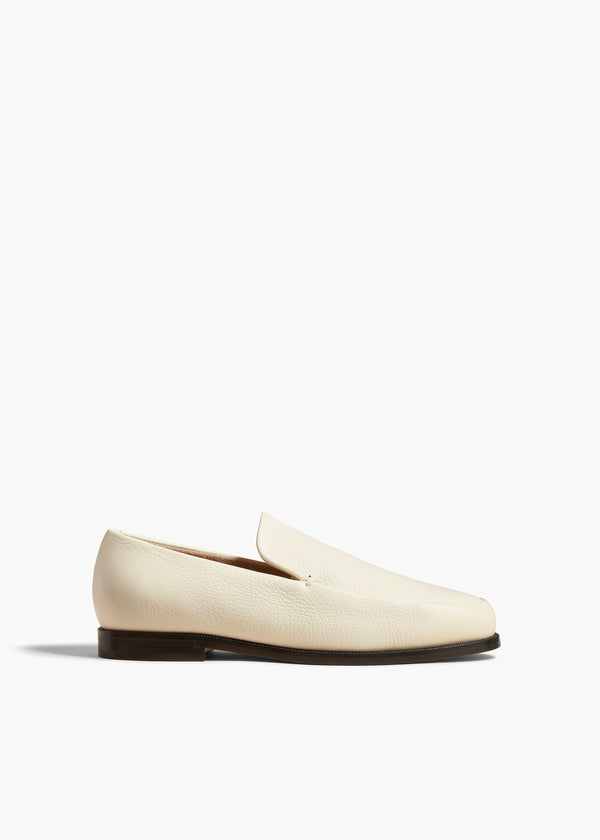 ALESSIO LOAFER IN PEBBLED CREAM LEATHER FRONT VIEW