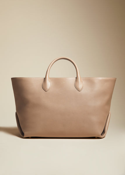 The Medium Amelia Tote in Taupe Pebbled Leather - O/S / TAUPE / 100%CALFSKIN