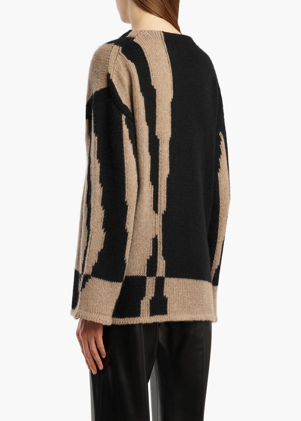 ARTUR SWEATER BLACK CREAM 18432671 213 C