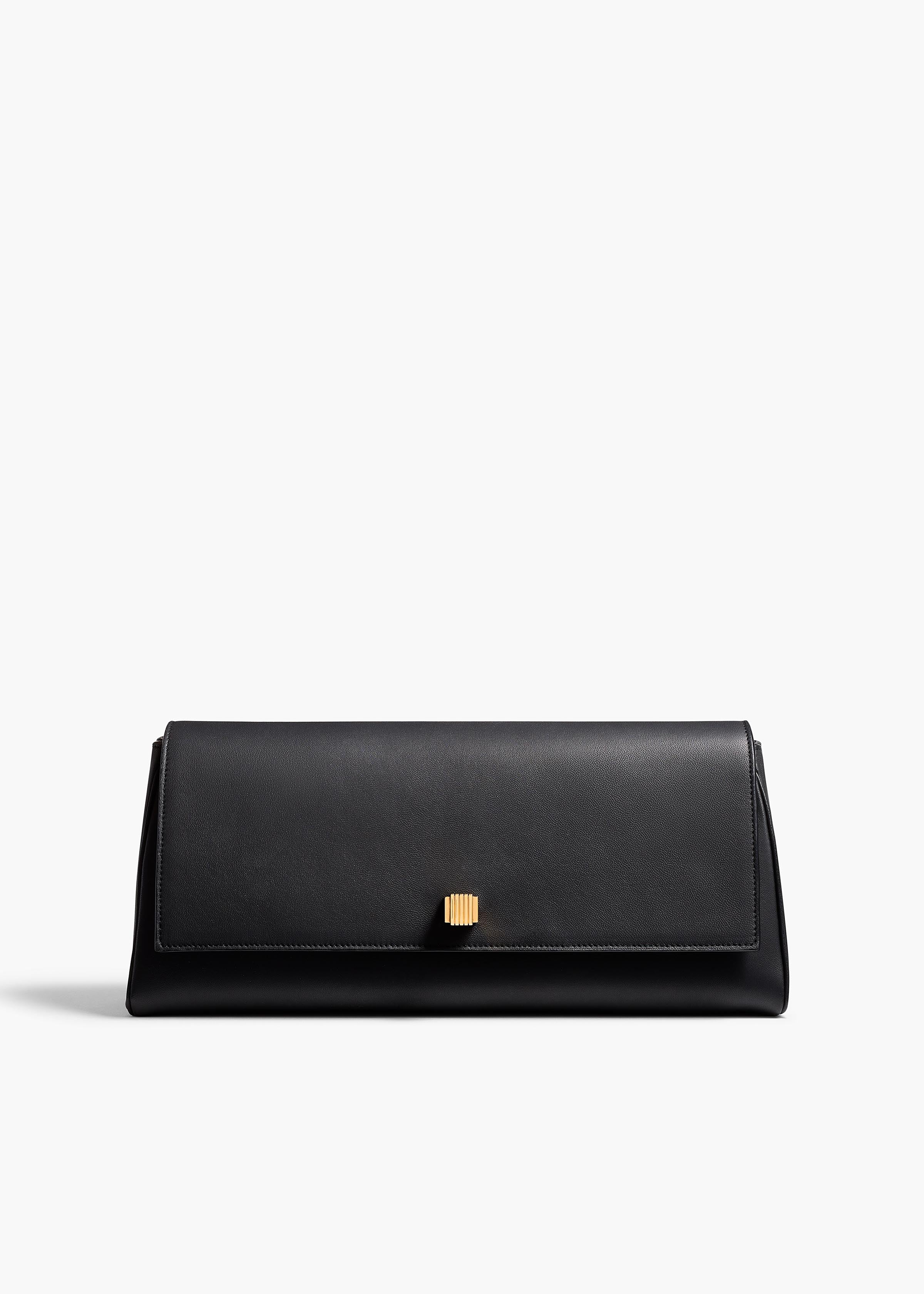https://khaite.com/cdn/shop/files/AUDREY_CLUTCH_BLACK_1264_Product_fbe401a9-2c10-406f-9cad-a931e168d46e.jpg?v=1737150404&width=2400