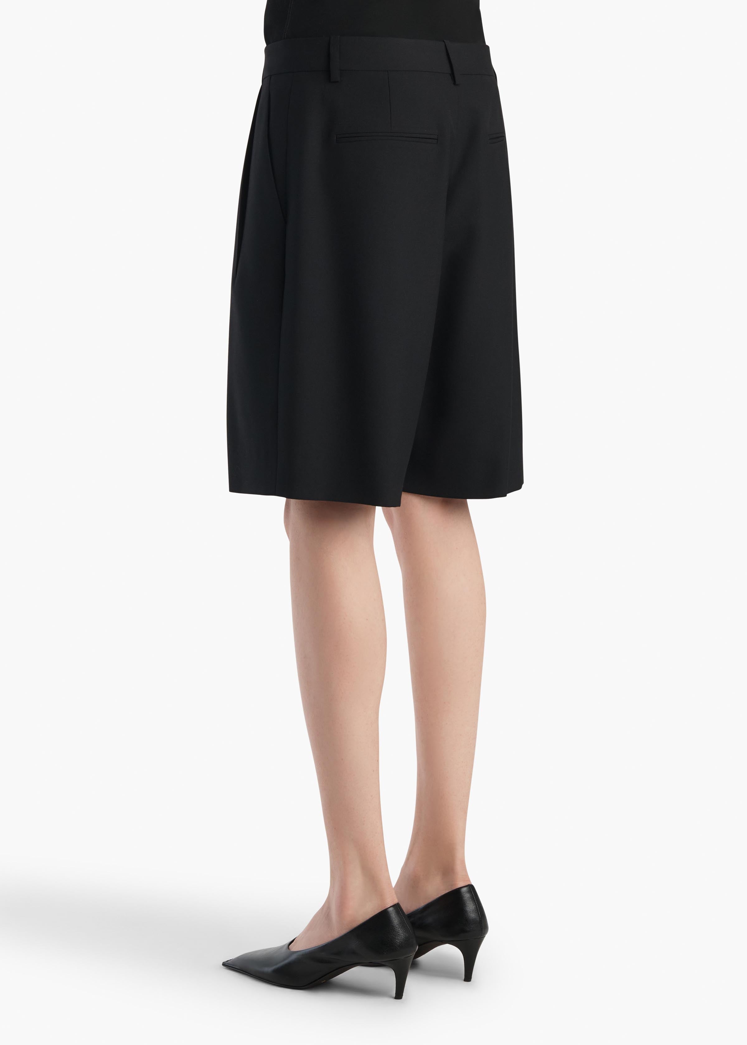 Auggie Short in Black Wool