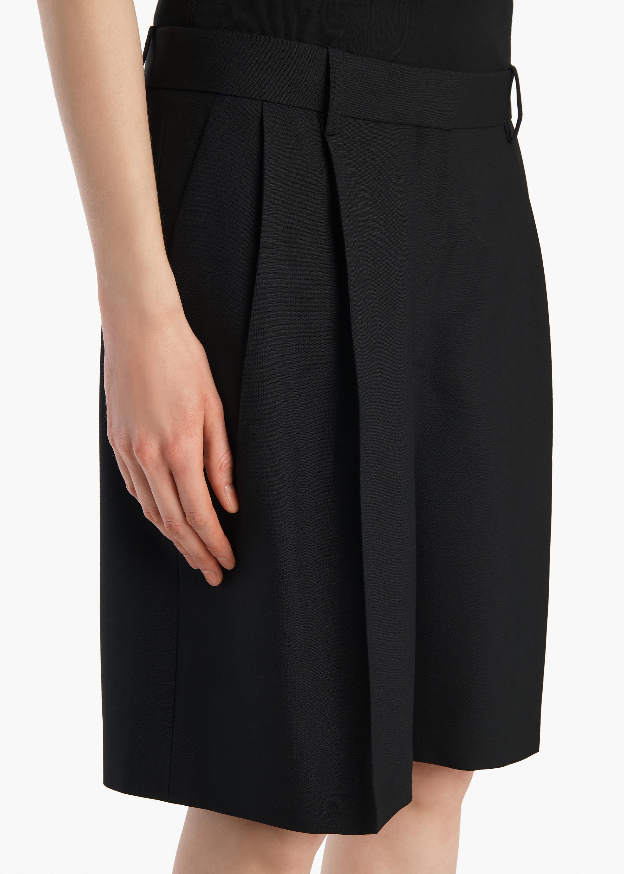 Auggie Short in Black Wool