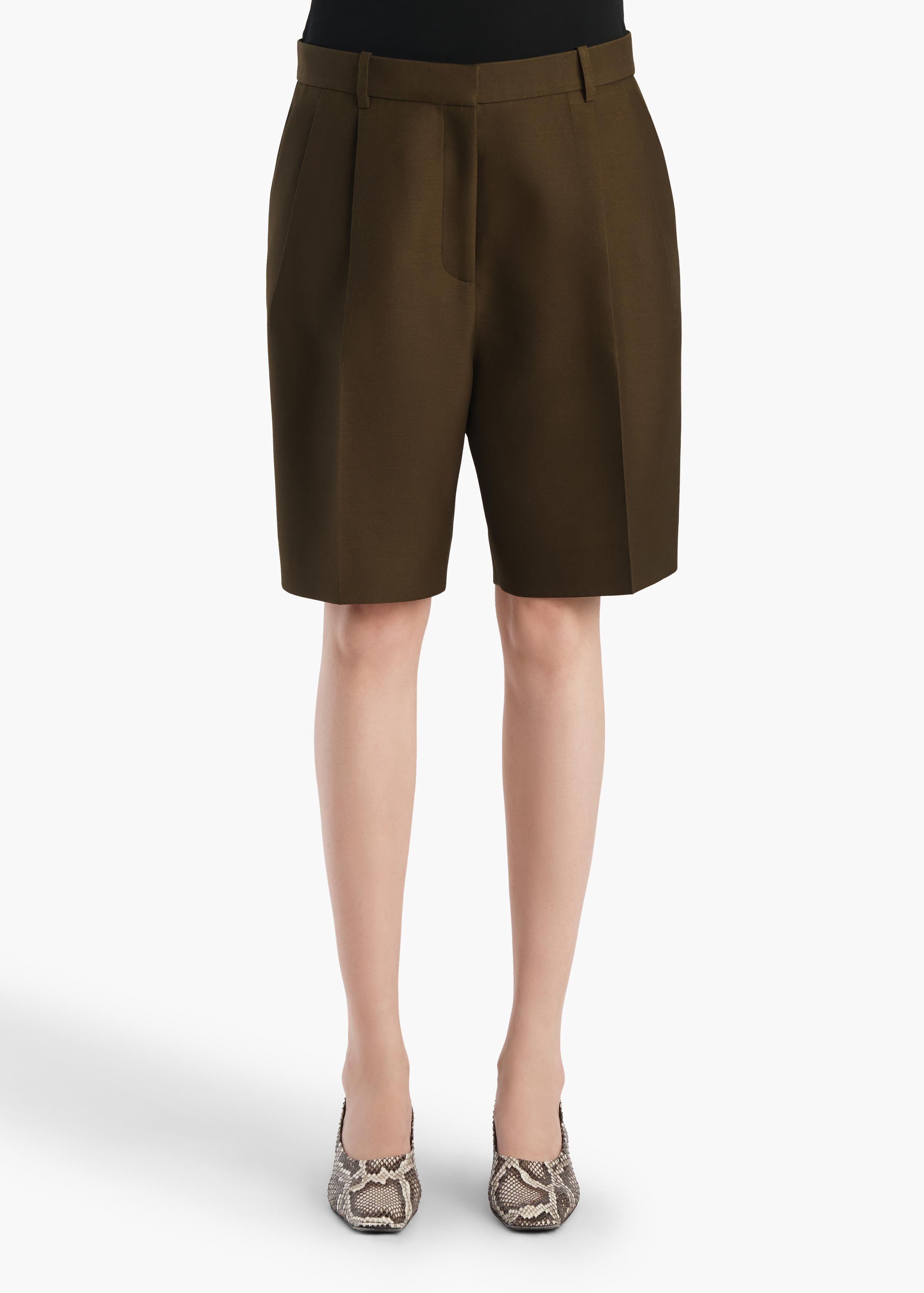 Auggie Short in Dark Olive
