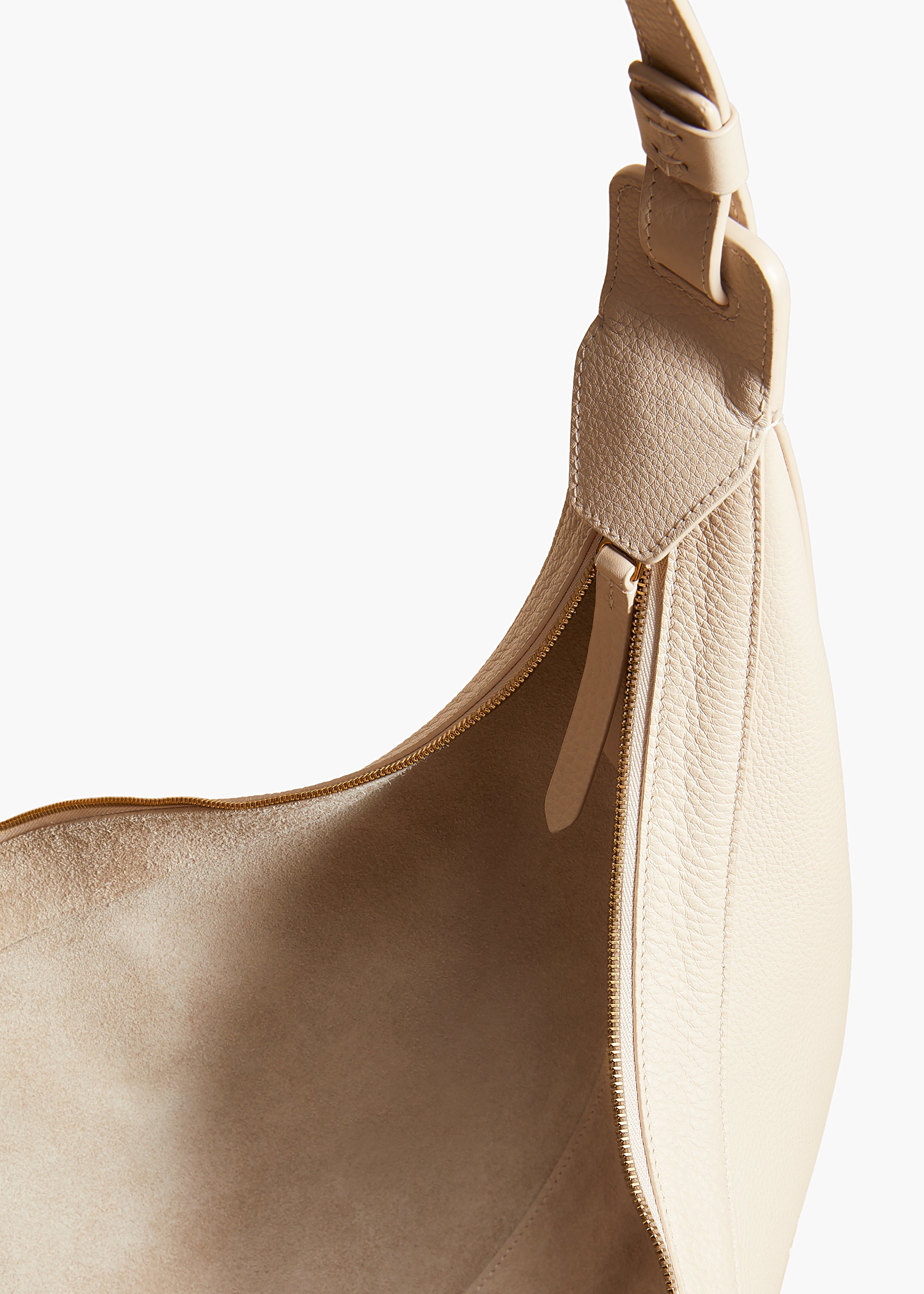 AUGUSTINA HOBO IN DARK IVORY DETAIL 1