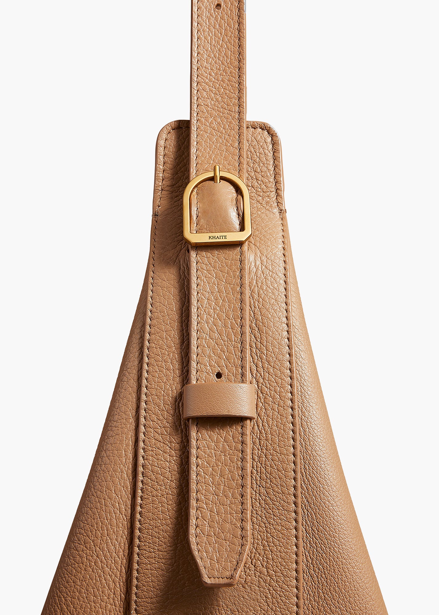 AUGUSTINA HOBO IN PEBBLED HAZELNUT LEATHER DETAIL 2