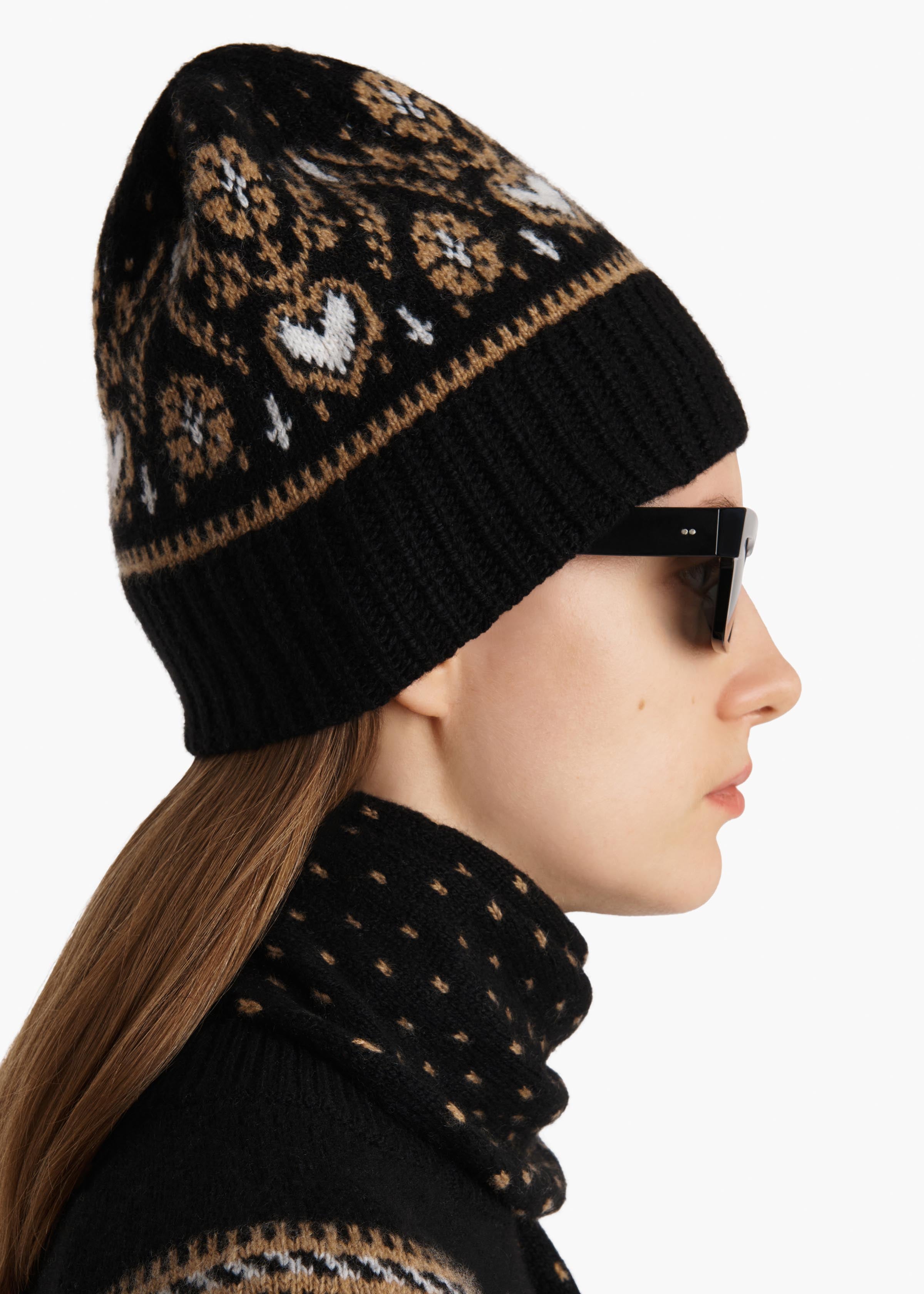 AVERS-BEANIE_BLACK-CAMEL-MULTI_18095615-633_E.jpg