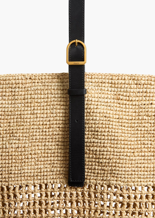 Billie Bucket Tote in Natural Raffia DETAILED VIEW