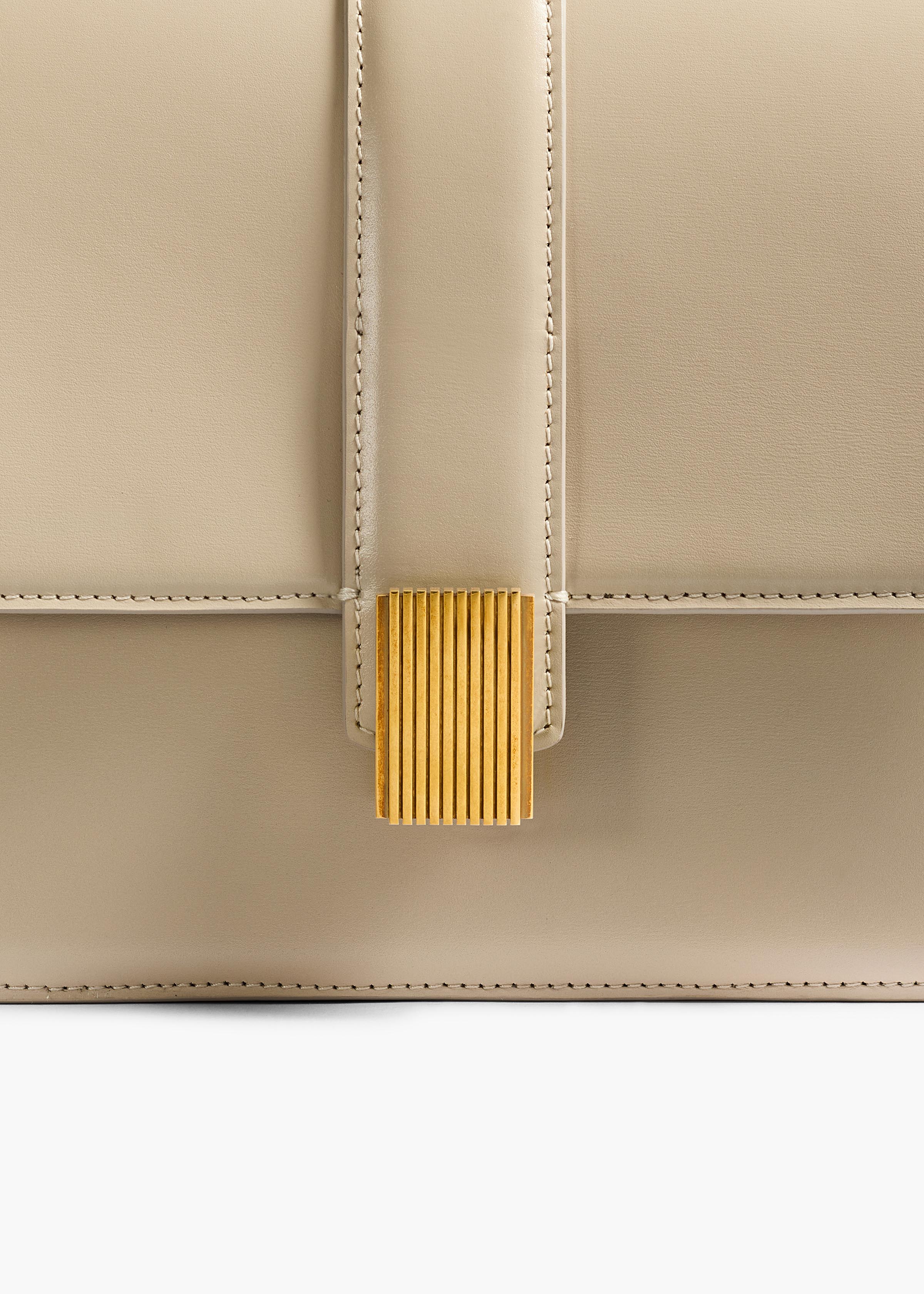 Blake Crossbody Bag in Burro