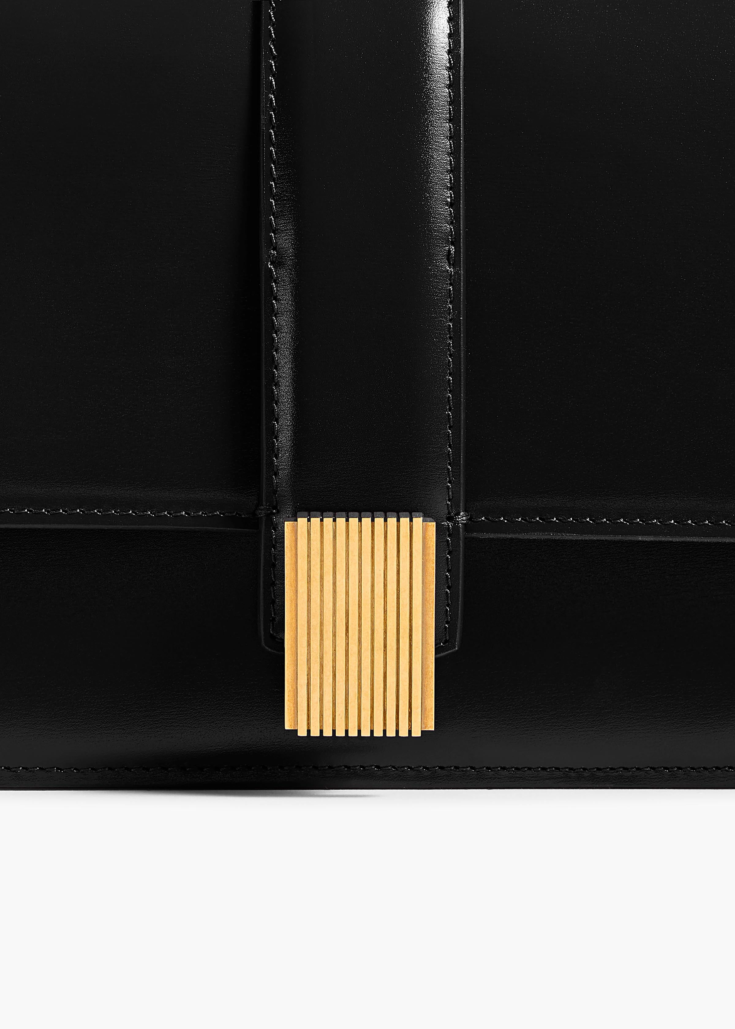 BLAKE TOP HANDLE BLACK H2065 976 200 D