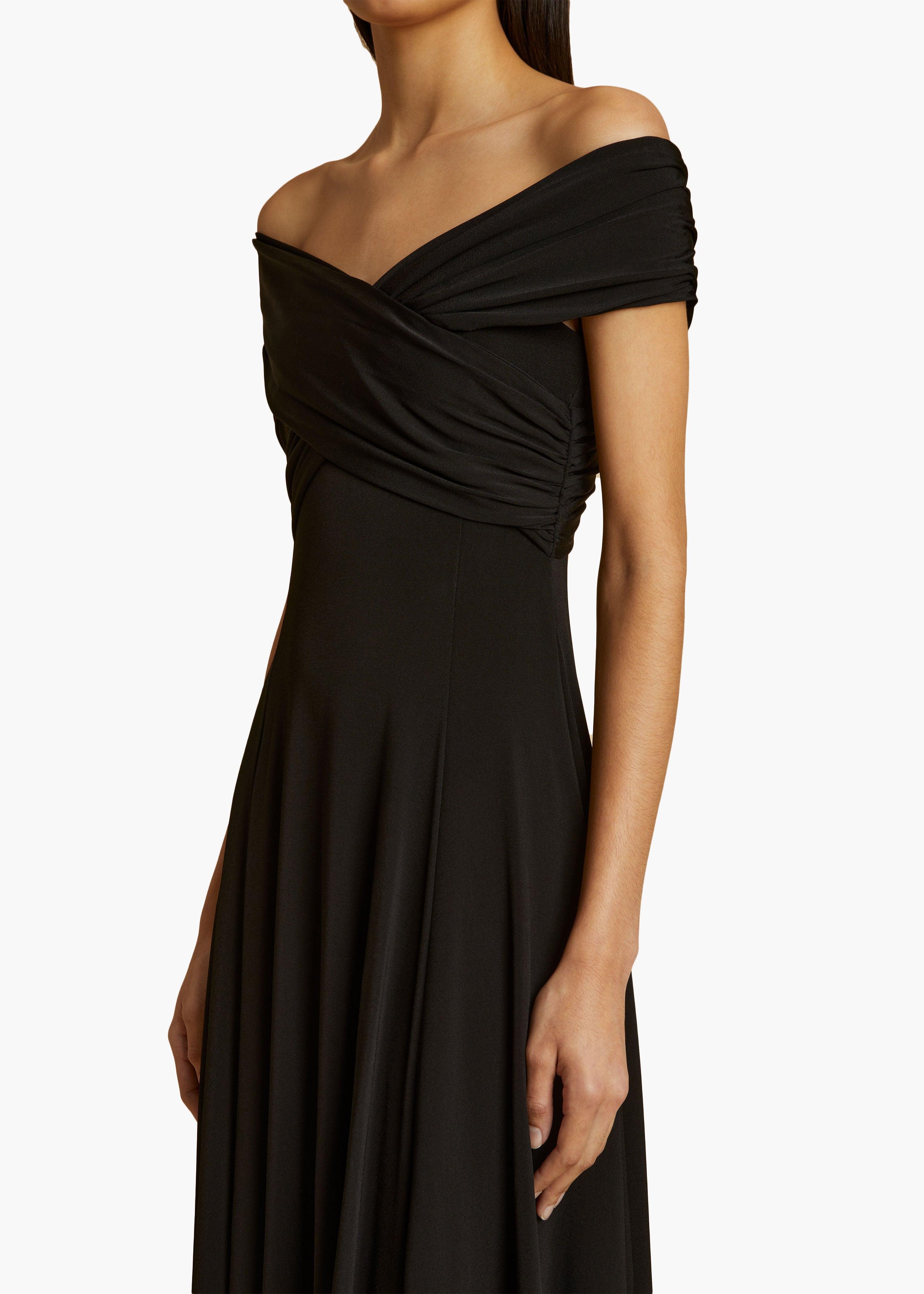 BRUNA DRESS IN BLACK DETAIL 1