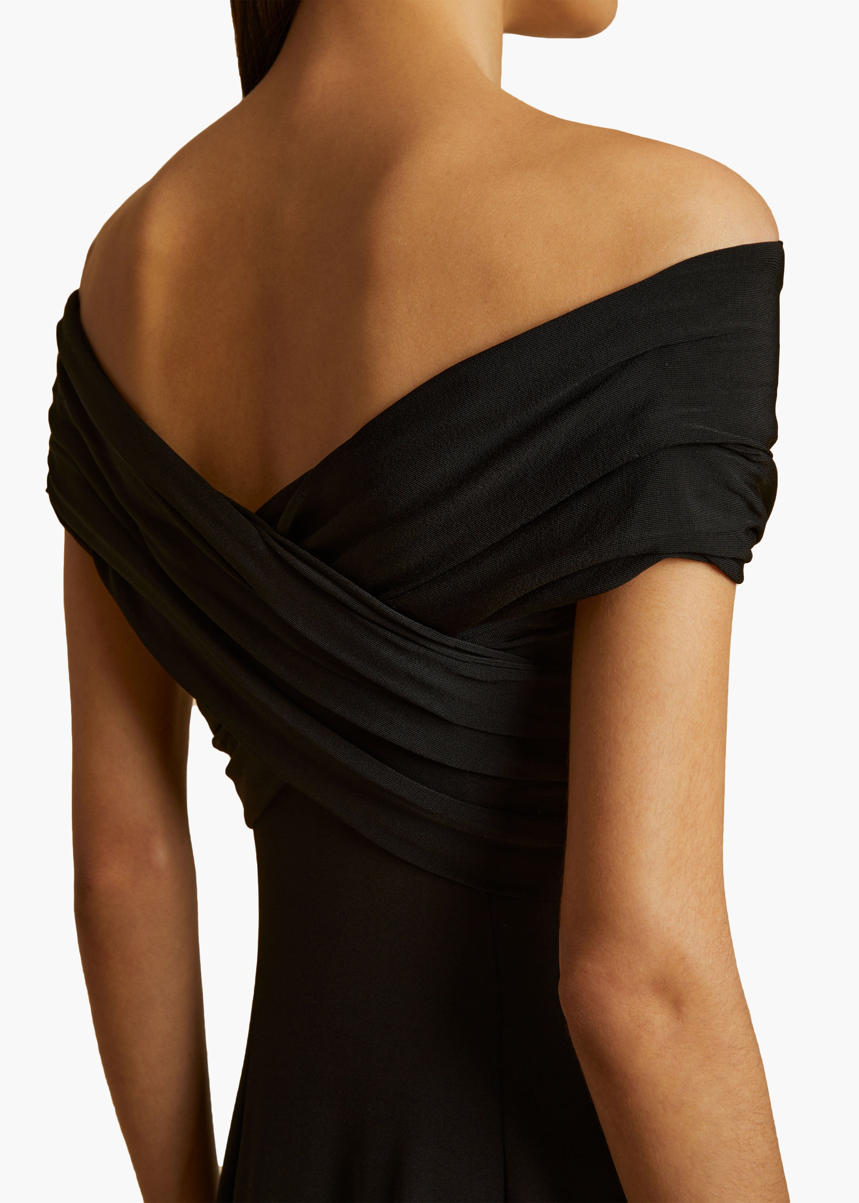 BRUNA DRESS IN BLACK DETAIL 2