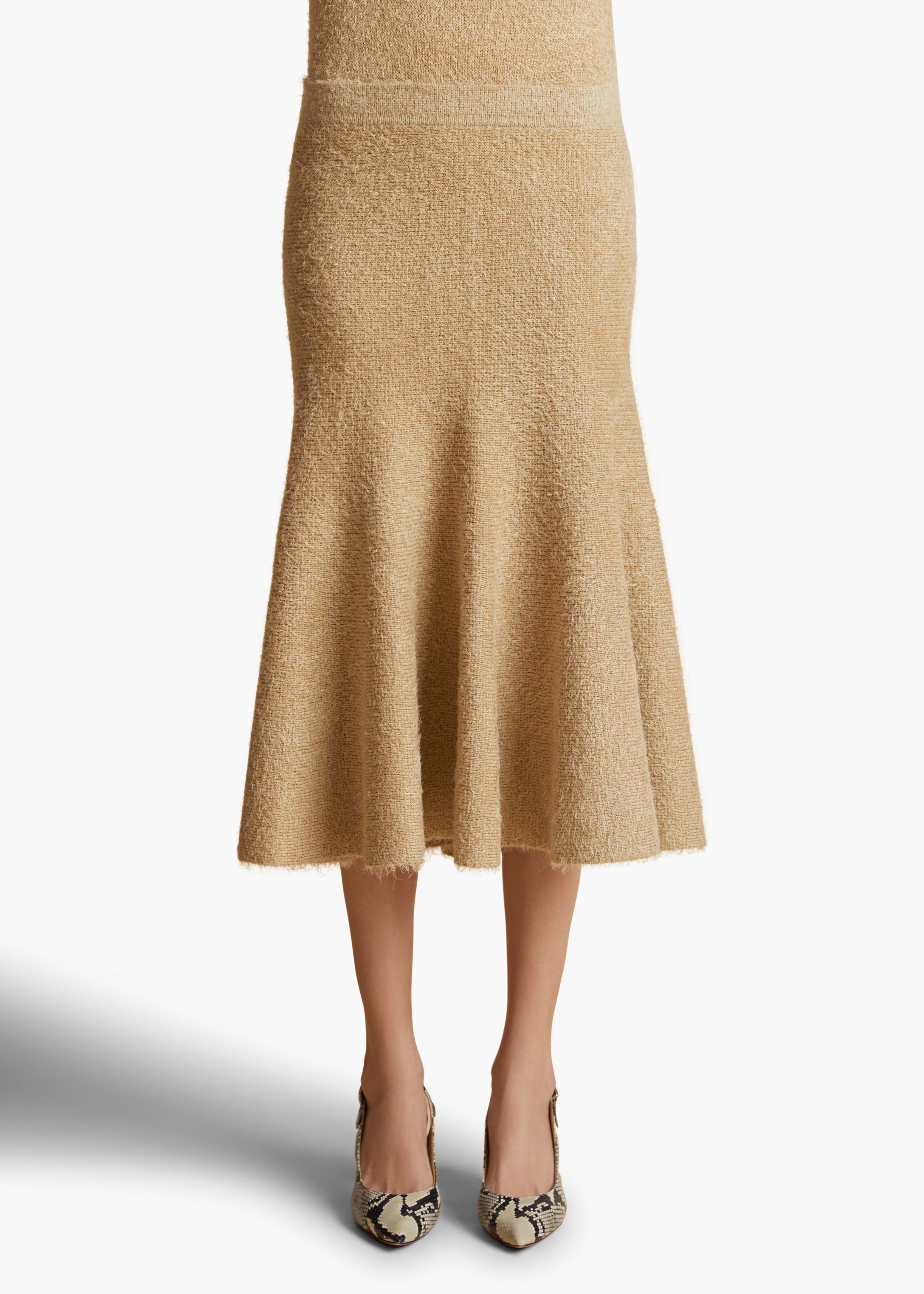 CADENCE SKIRT IN WHEAT FRONT VIEW