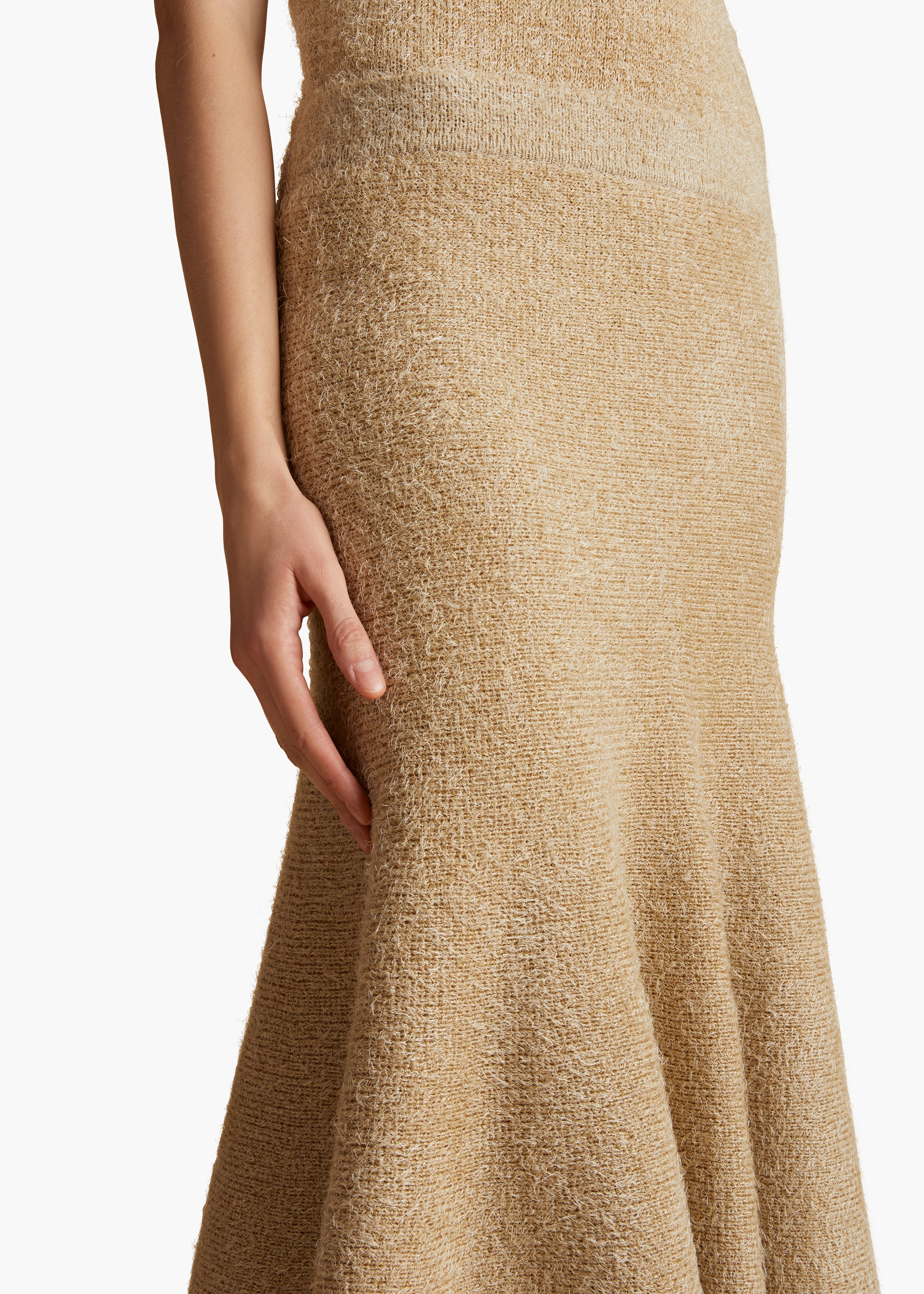 CADENCE SKIRT IN WHEAT DETAILED VIEW 1