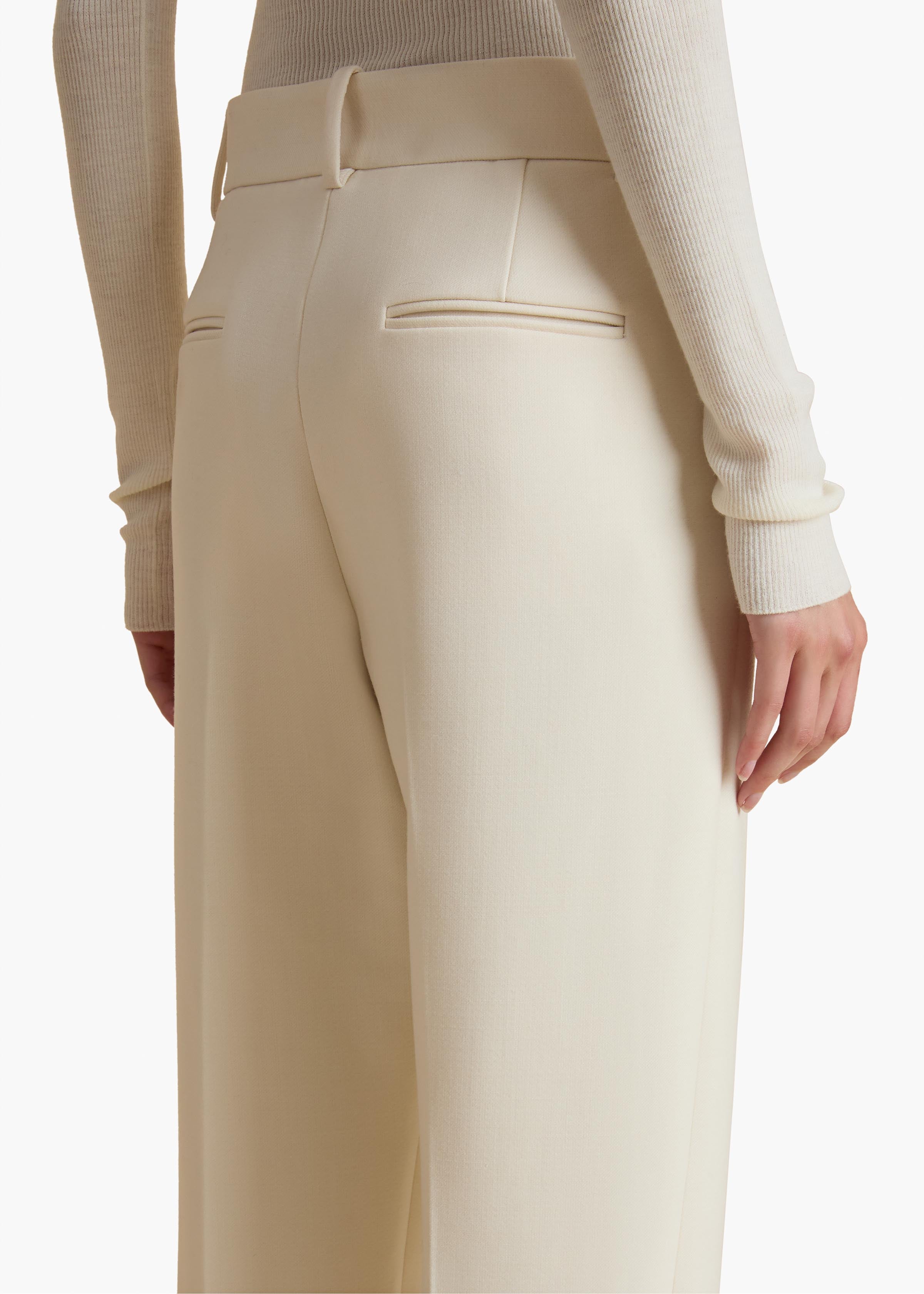 Cambie Pant in Cream DETAILED VIEW 1