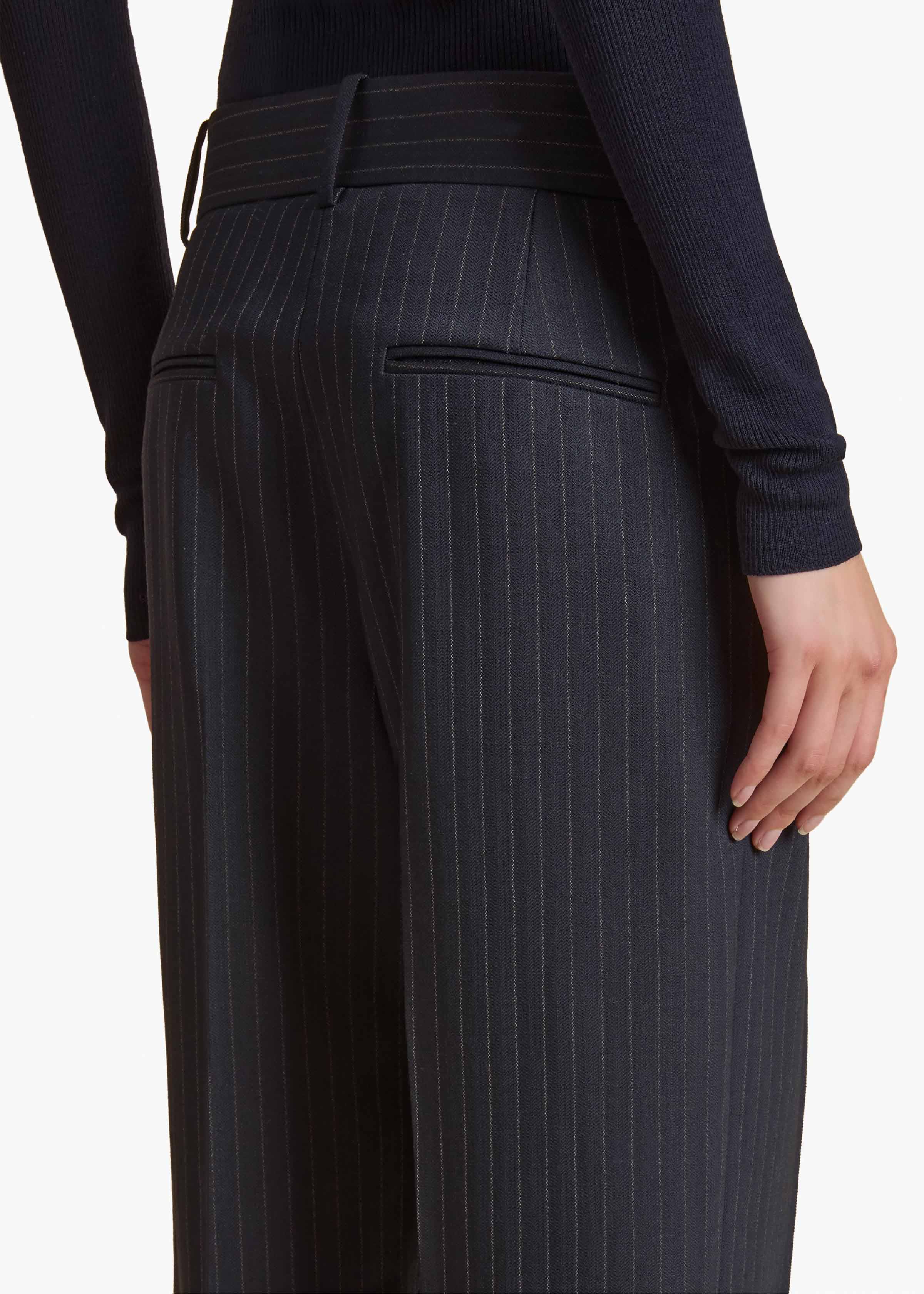 Cambie Pant in Navy and White Stripe DETAILED VIEW 1