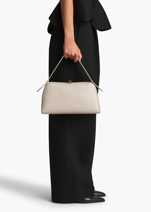 Cate Bag in Light Grey Pebbled Leather ON FIGURE