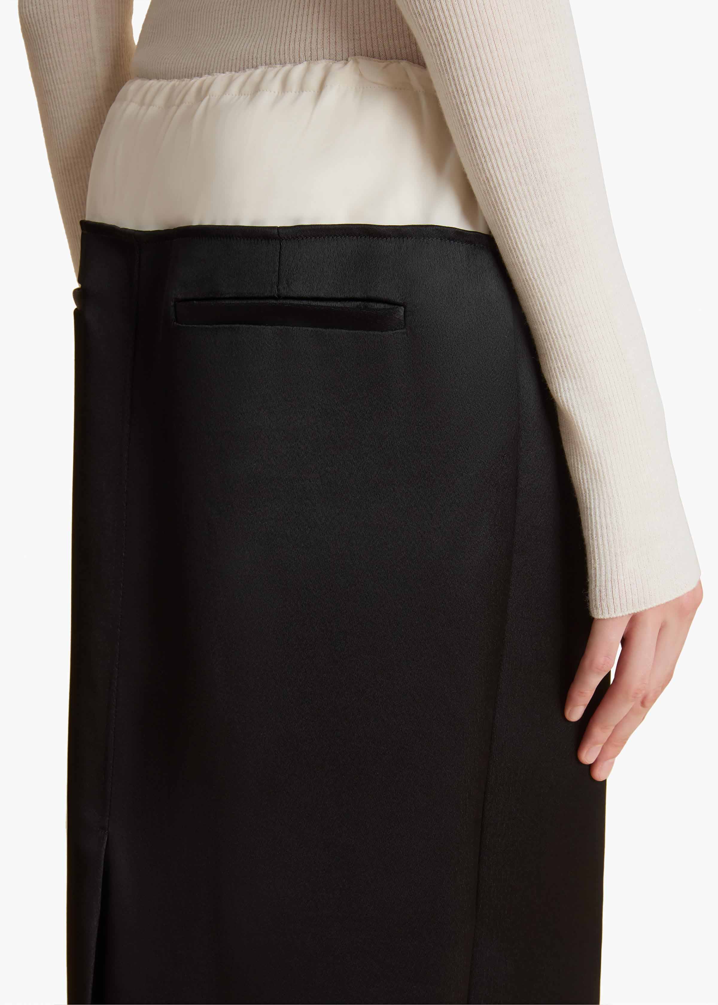 Chet Skirt in Black DETAILED VIEW 1