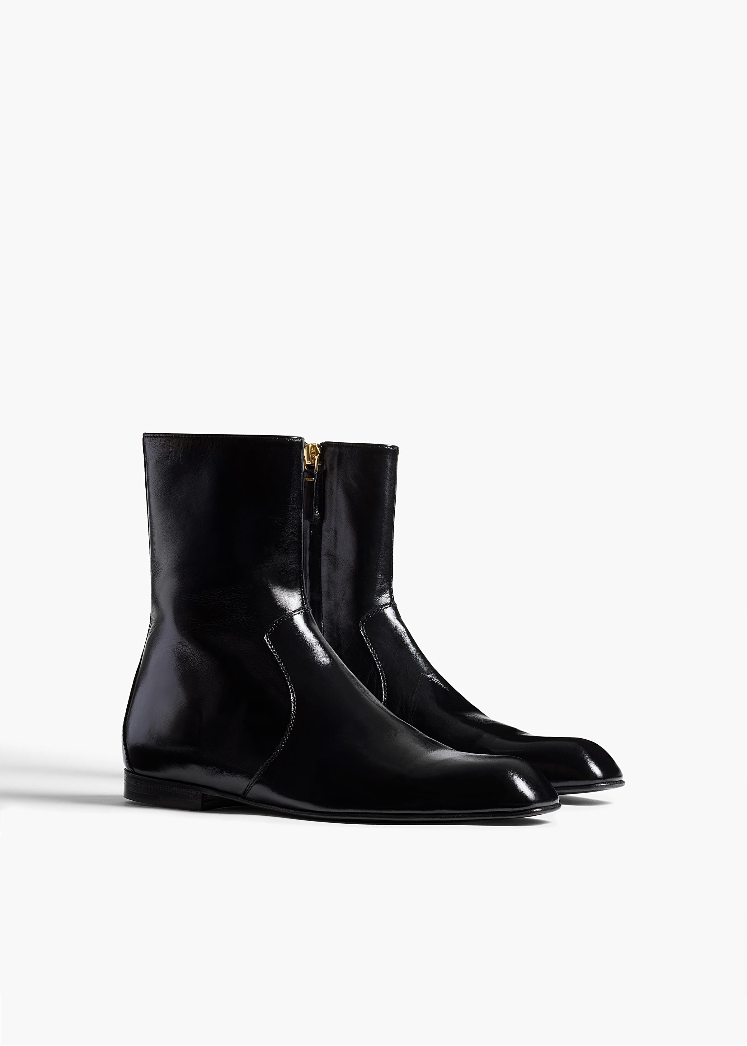 Colt Ankle Boot in Black Glazed Leather