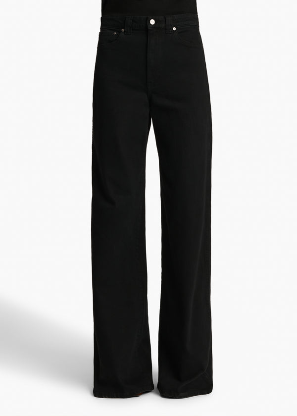 Dane Stretch Jean in Carlyle