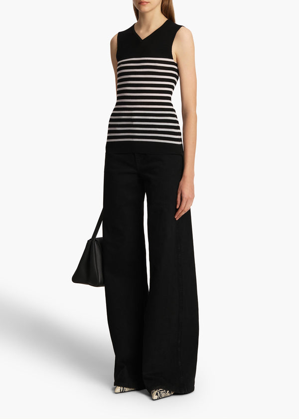 Dane Stretch Jean in Carlyle