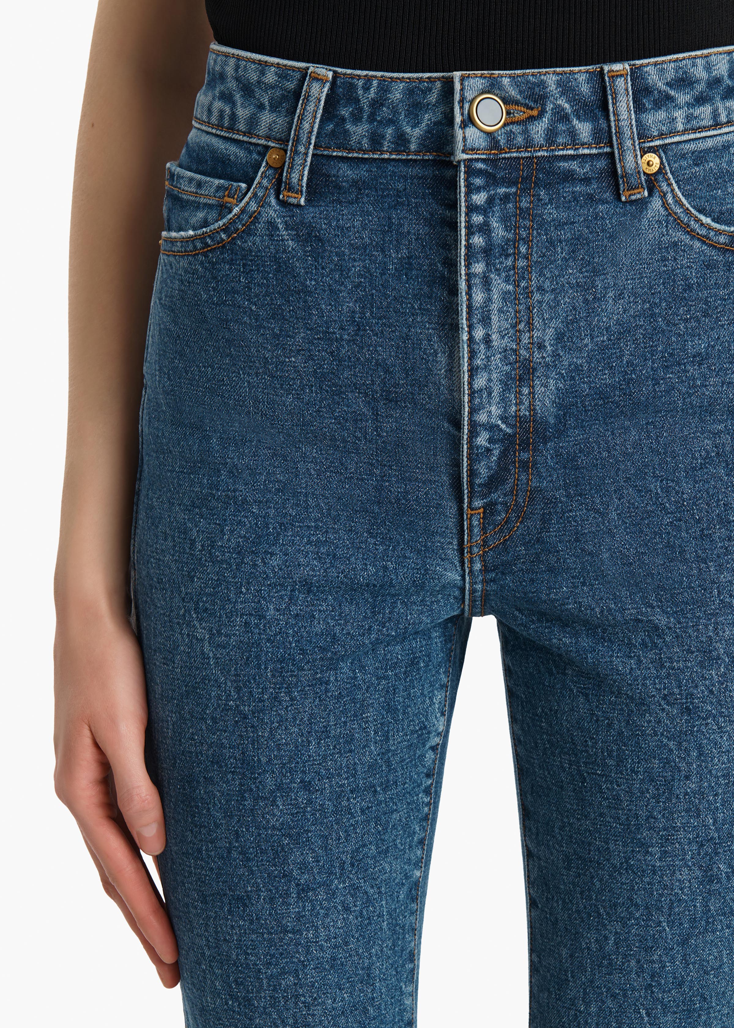 DARIA JEAN BOONE 1048916009 009 D