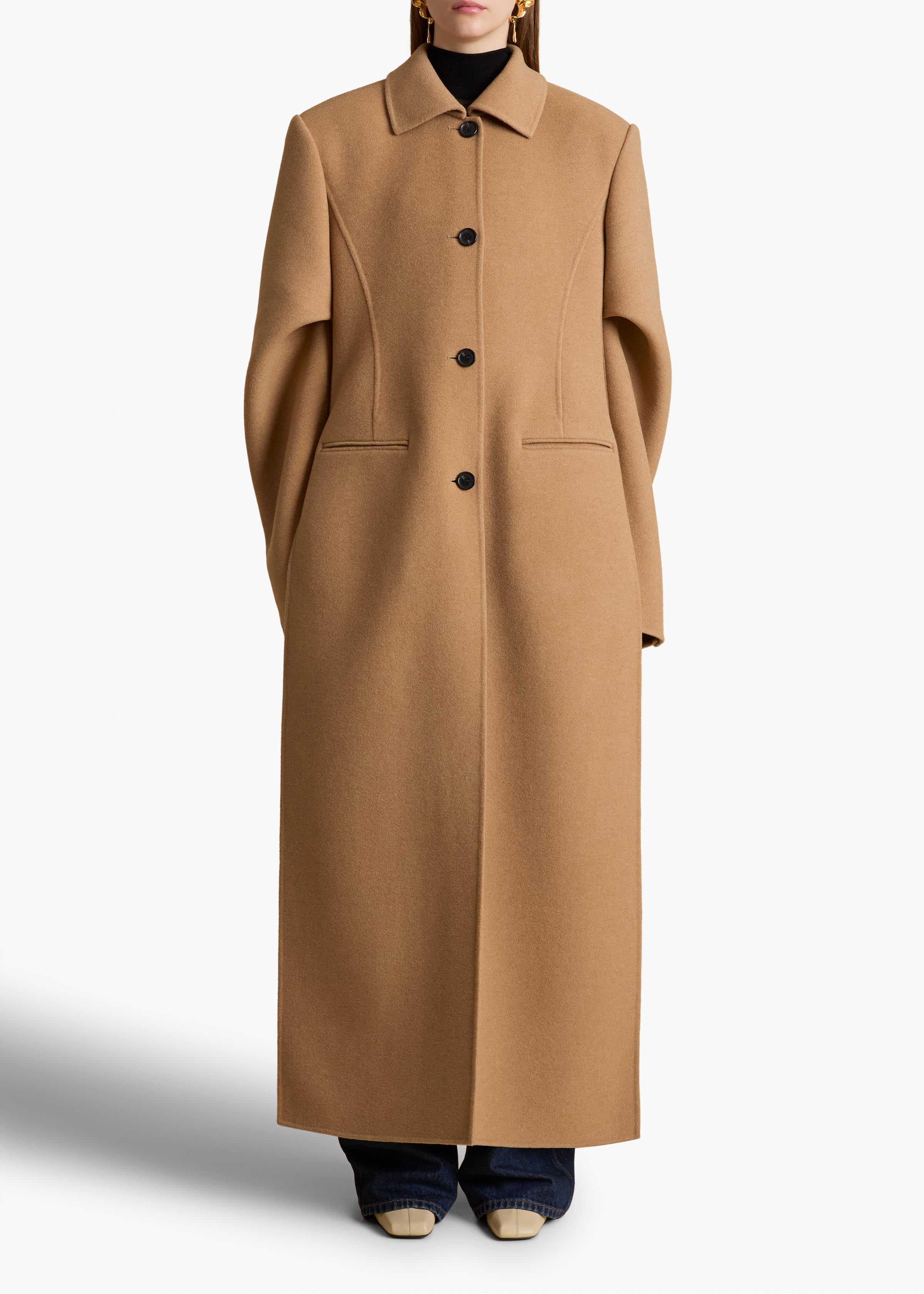 Darton Coat in Camel FRONT VIEW