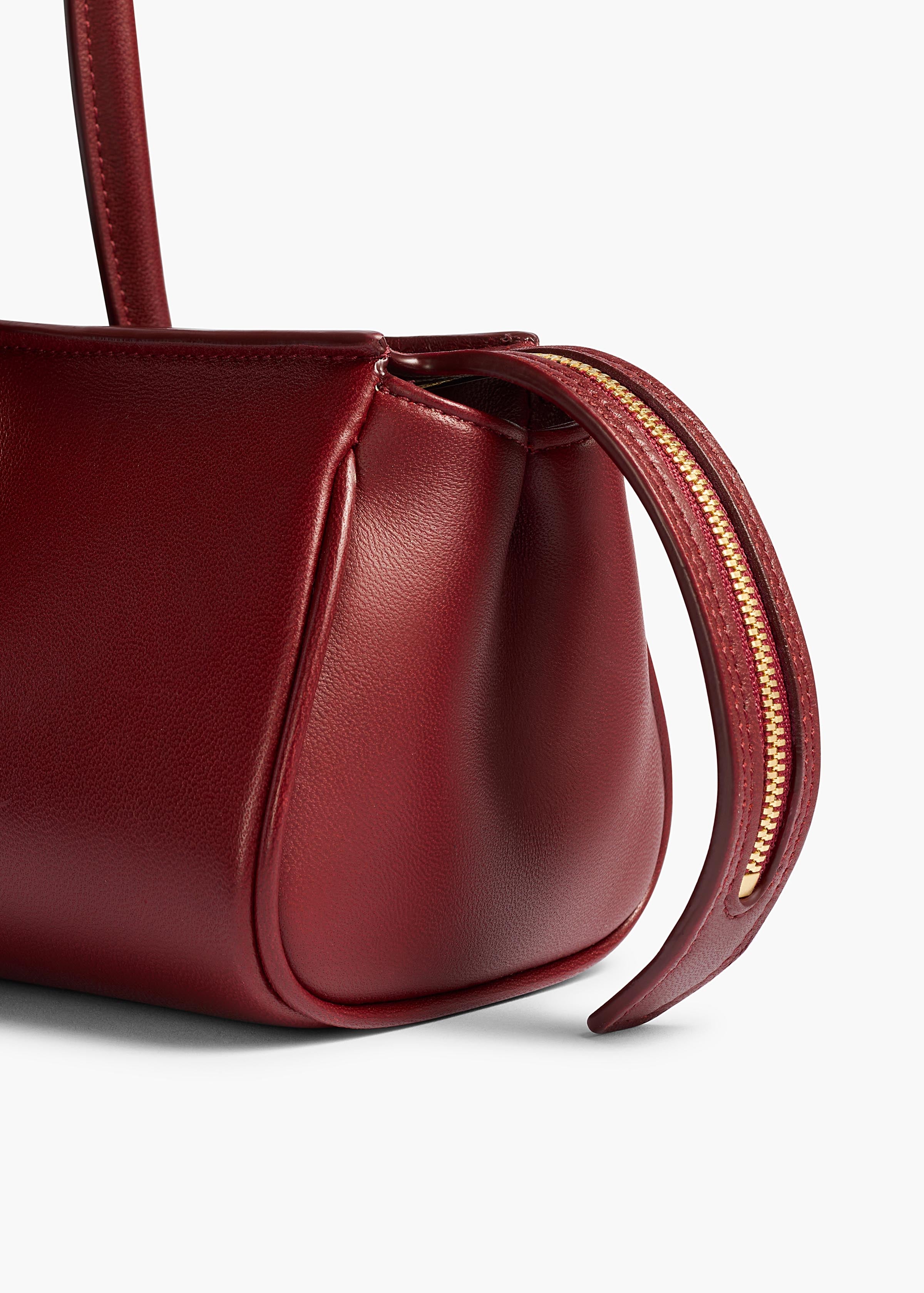 Donna Shoulder Bag in Oxblood Leather