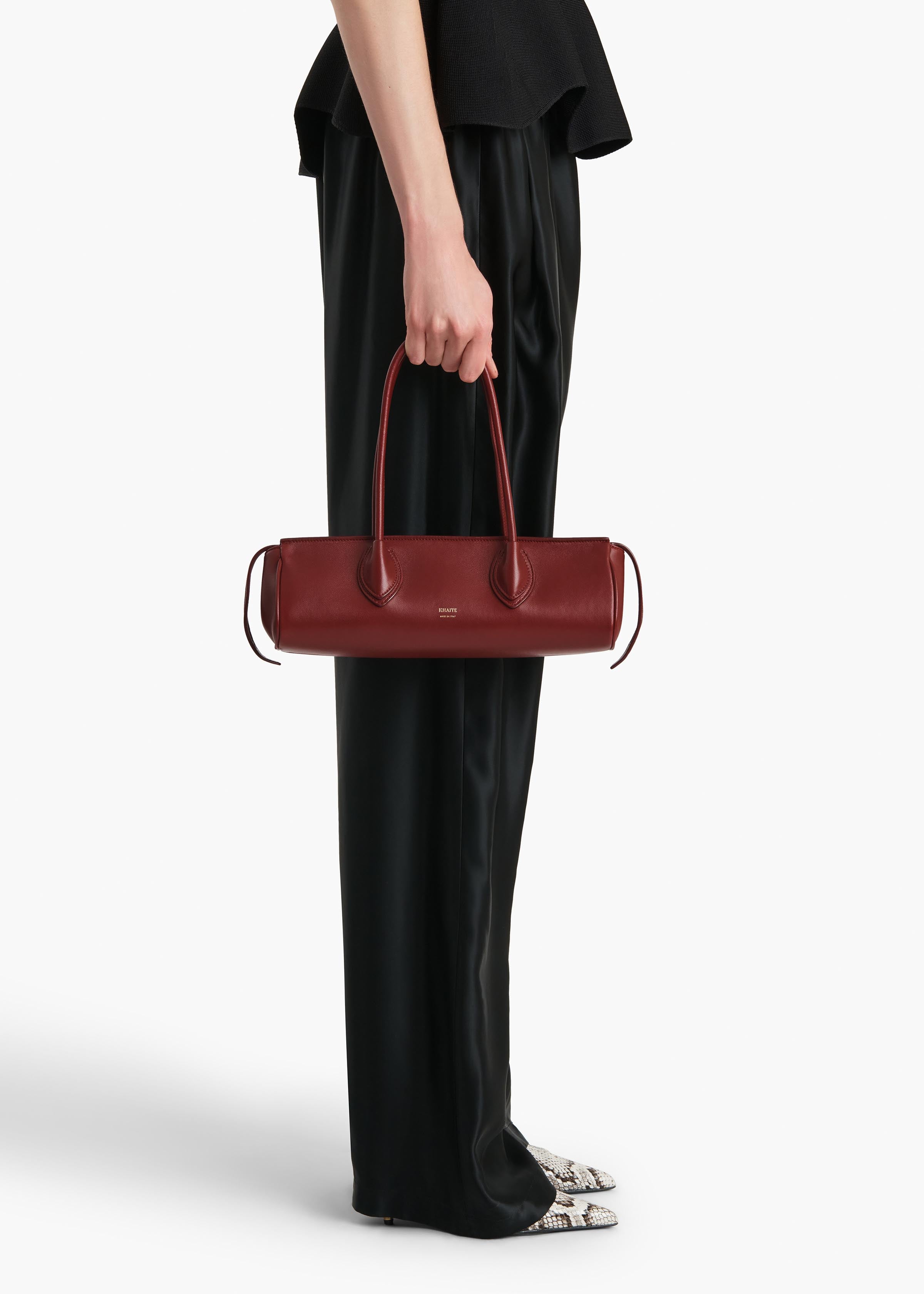 Donna Shoulder Bag in Oxblood Leather