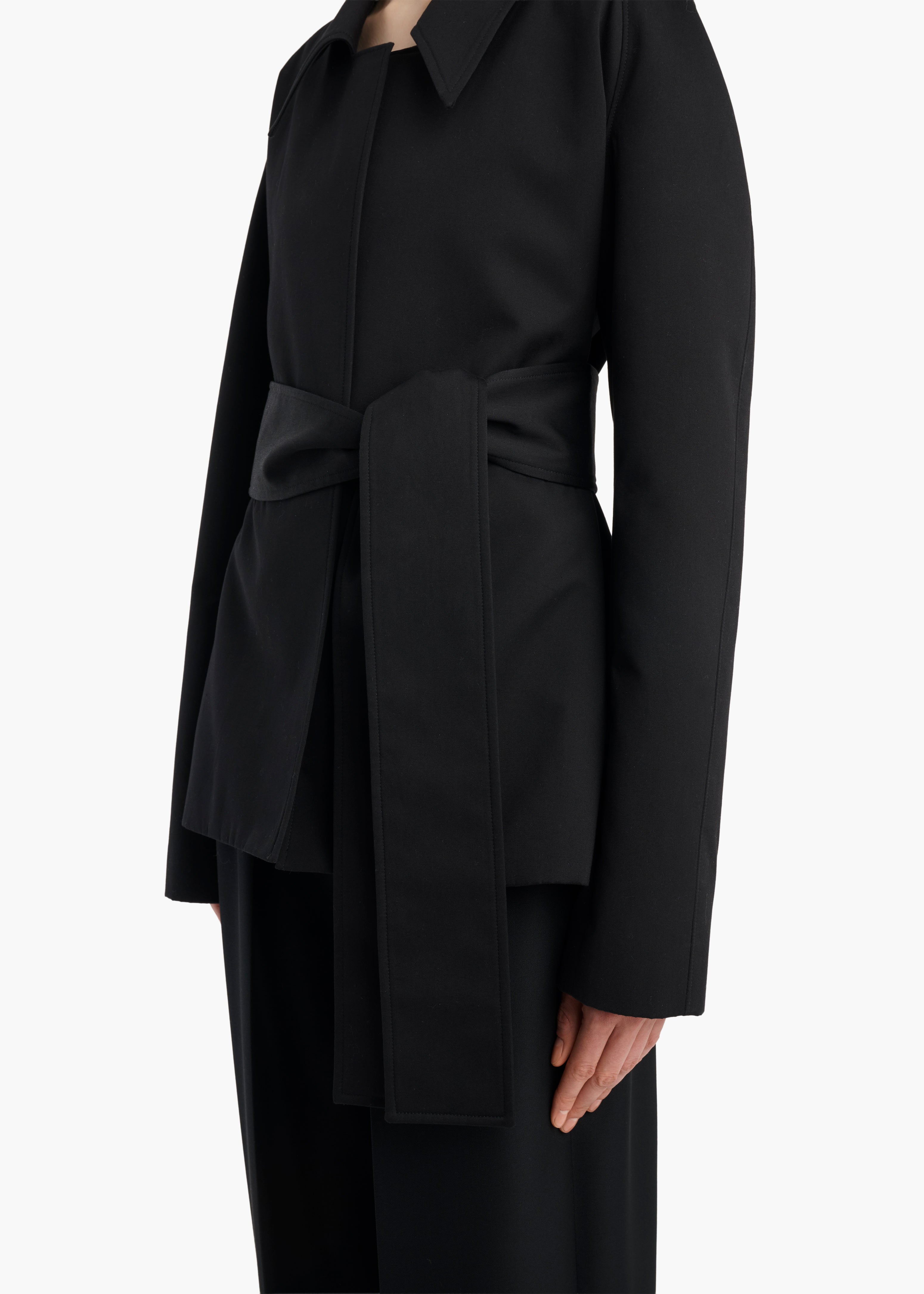 Emint Jacket in Black
