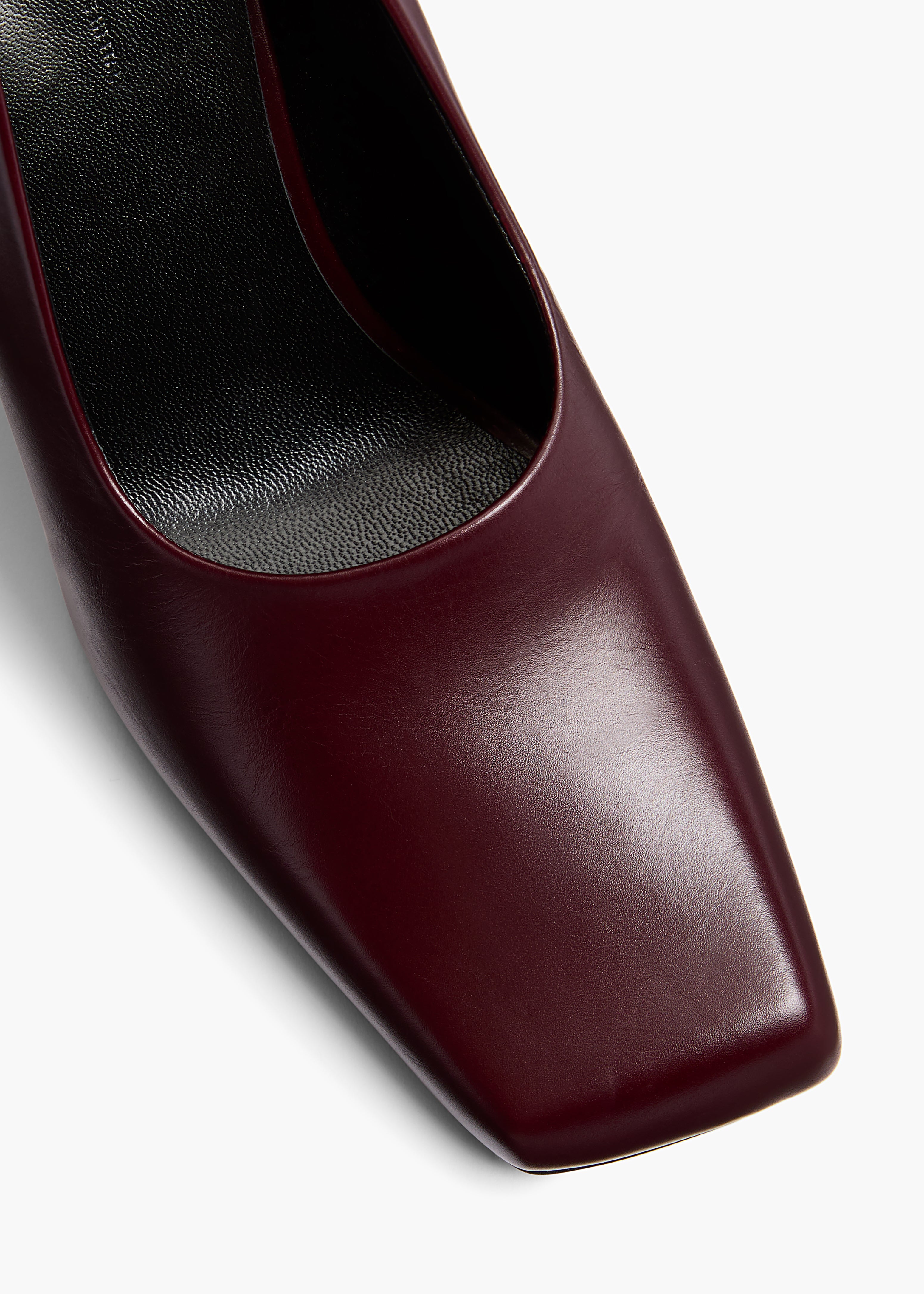 Eva Pump in Red Wine Leather OVERHEAD VIEW